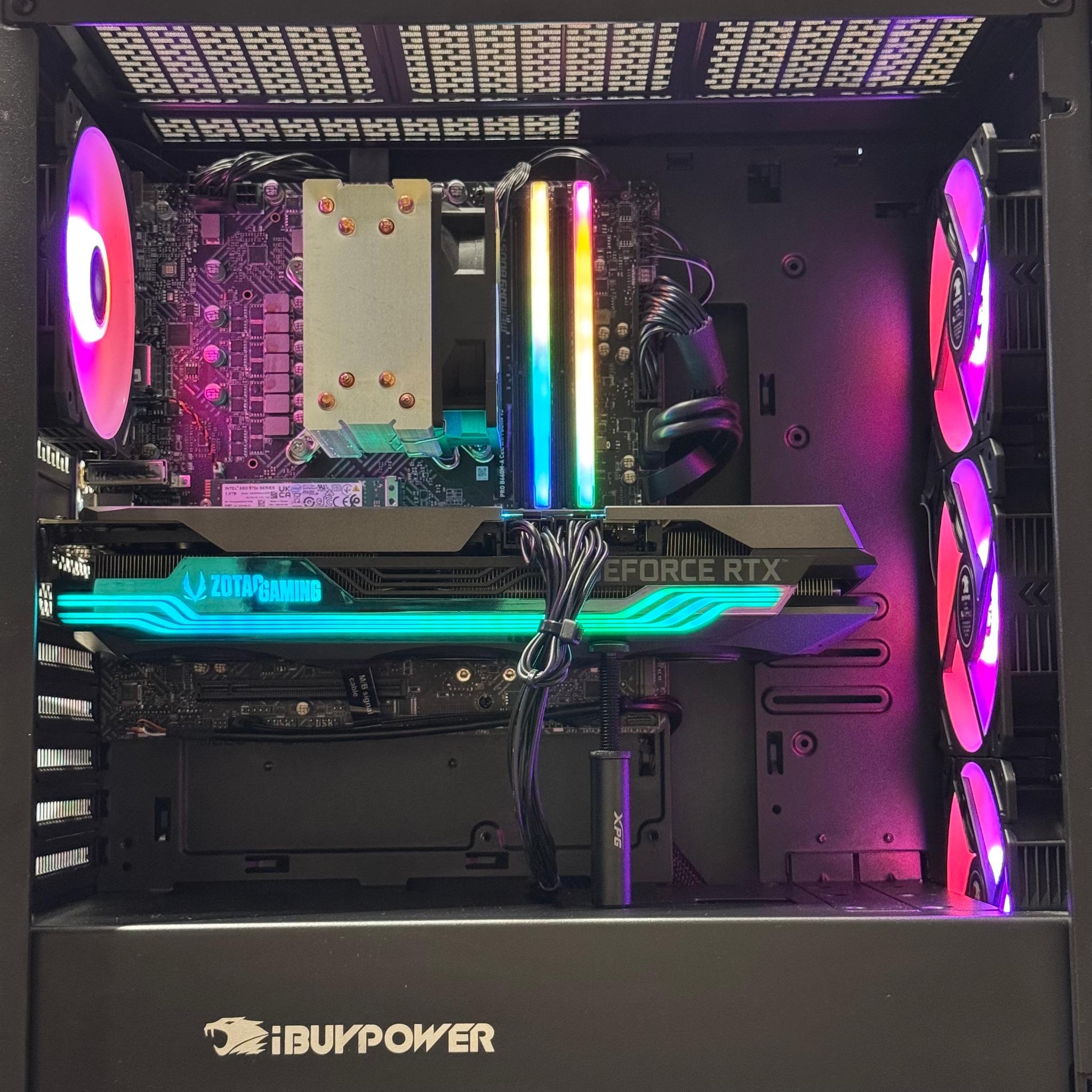 RTX 3080 / i7-13700F / 32GB 3600Mhz / 1TB nvme ssd / Windows 11