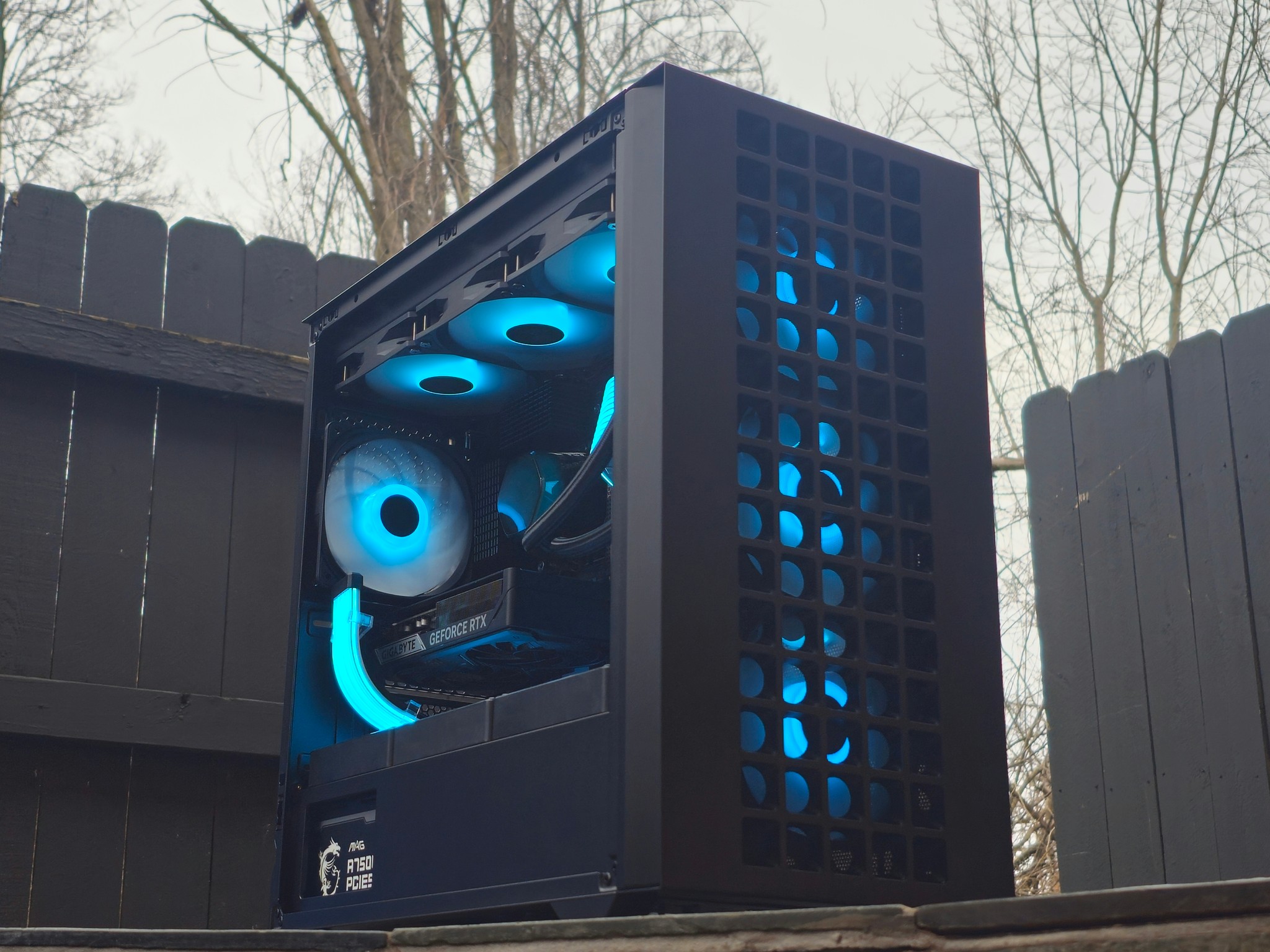 🌃 Nvidia 5060 Ti 16GB • Intel 245KF • 32GB DDR5 RAM • 1TB SSD • Wi-Fi • Plug n' Play Gaming PC