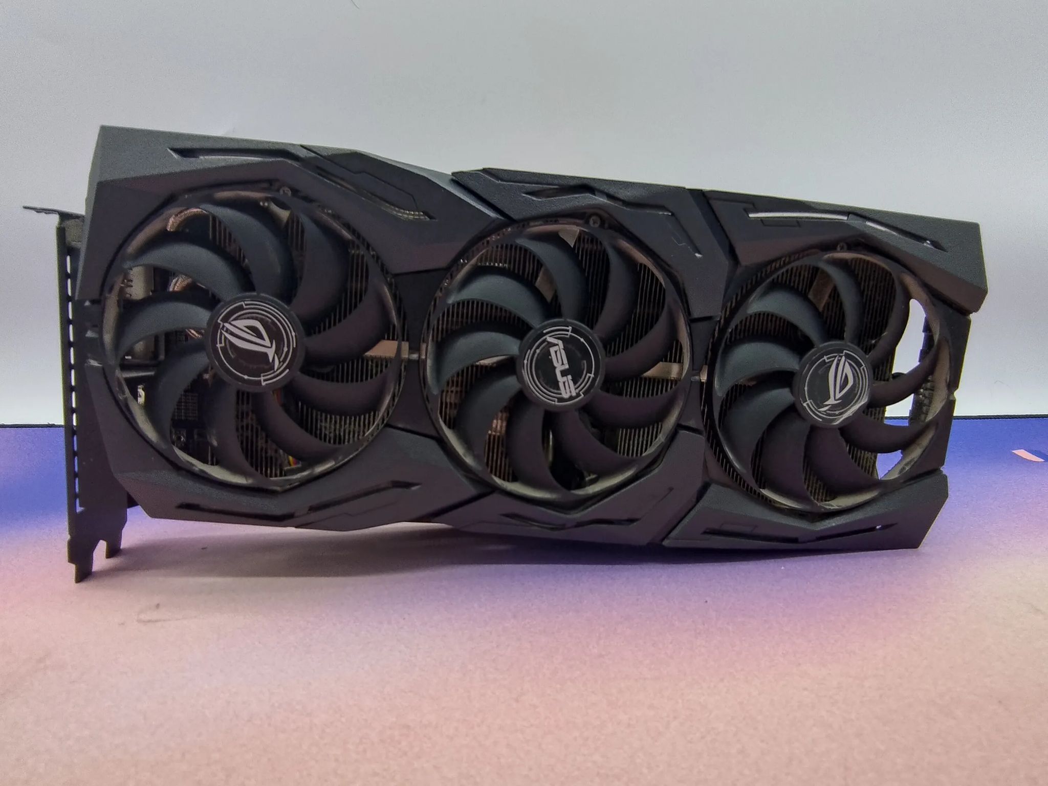 Asus ROG Strix RX 5700XT