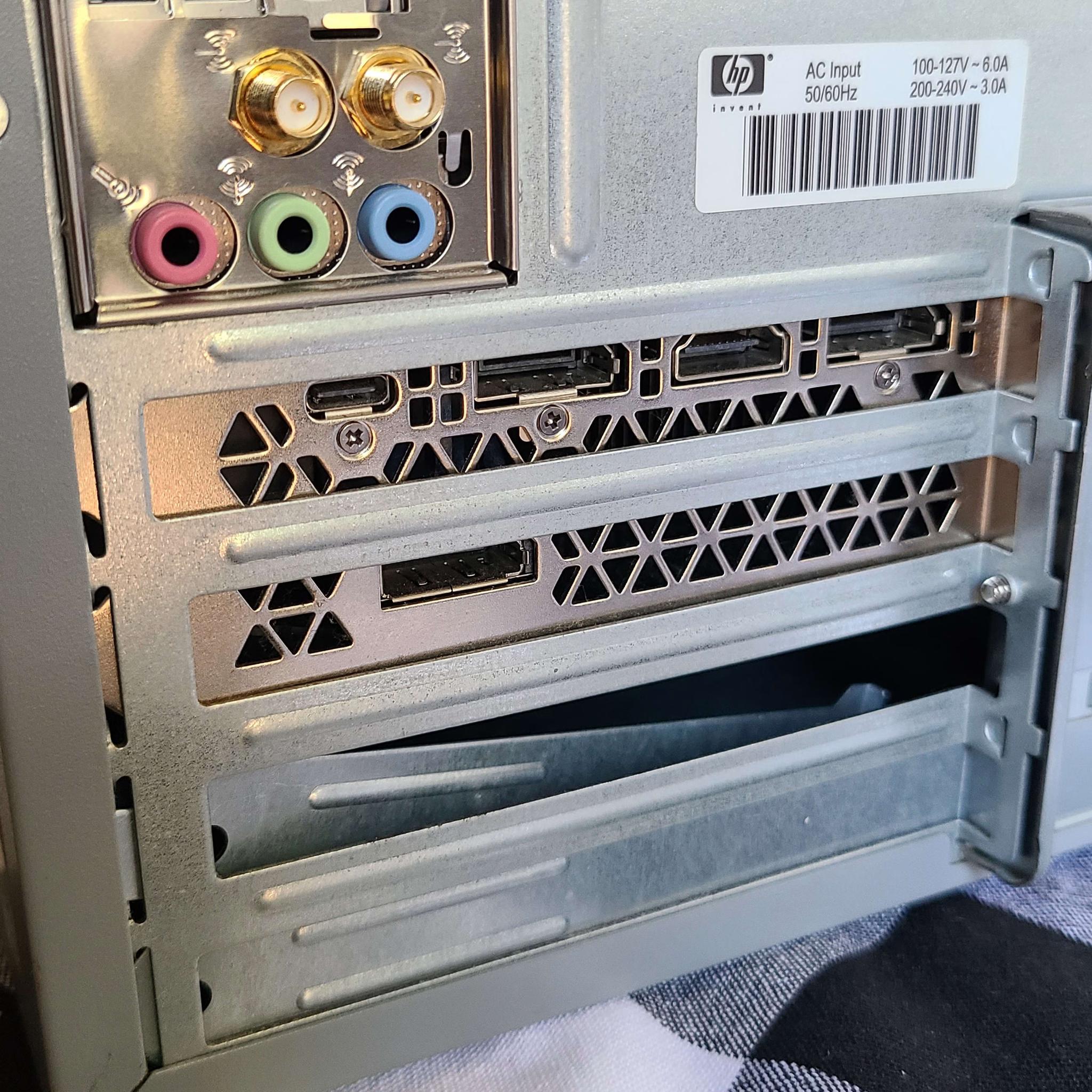 Custom Built Sleeper HP! Pentium G4560 + RTX 2070!