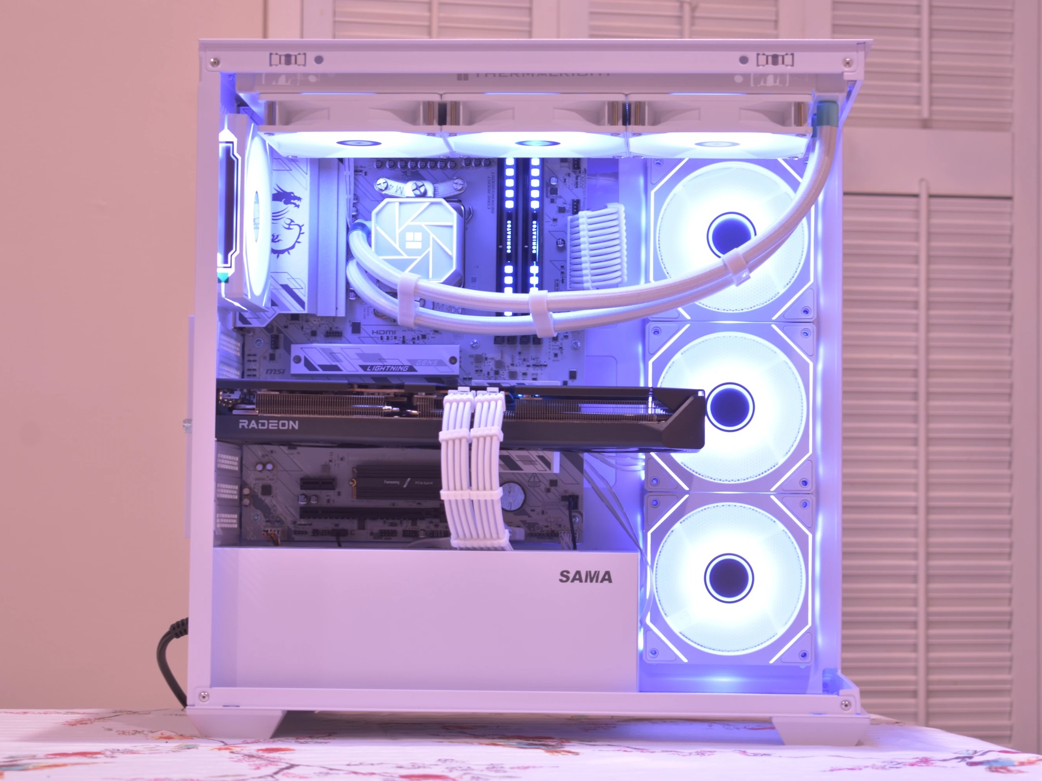🚀Performance Gamer🚀 Ryzen 7 7800X3D | AMD RX 9070 16GB | 32GB DDR5 | 1TB nVME SSD | White RGB+Wifi