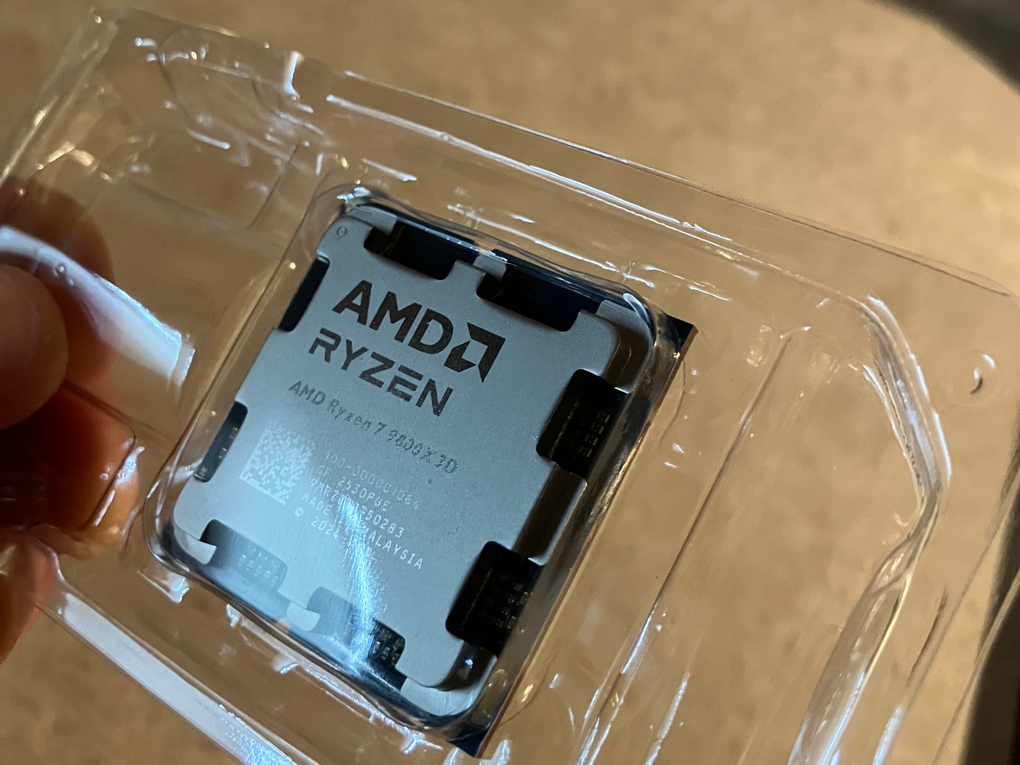 AMD Ryzen 7 9800X3D
