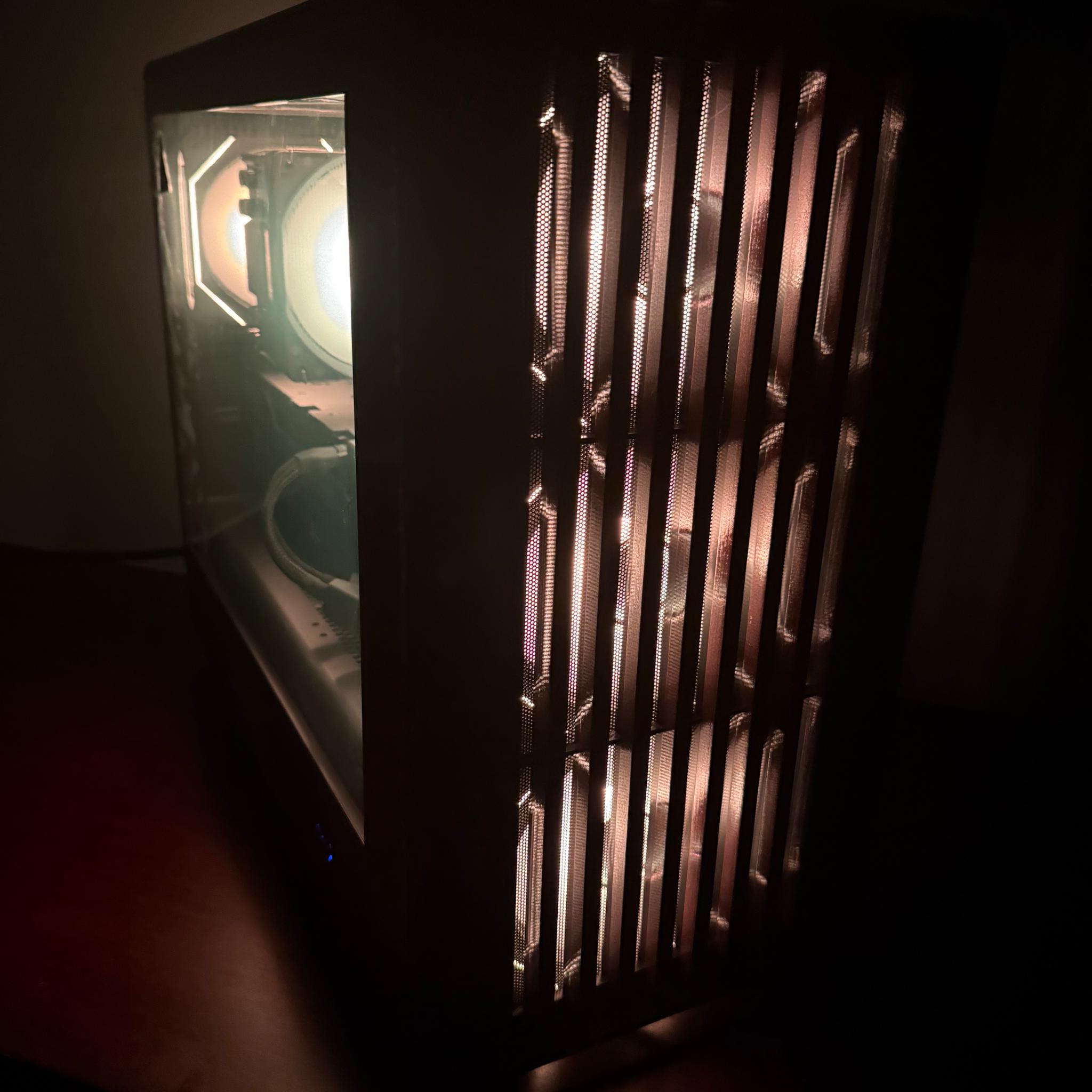 Walnut Wood Gaming PC - Geforce RTX 5060 Ti - Ryzen 5 7600X - 32GB DDR5 - 1TB Nvme - Windows 11 Pro