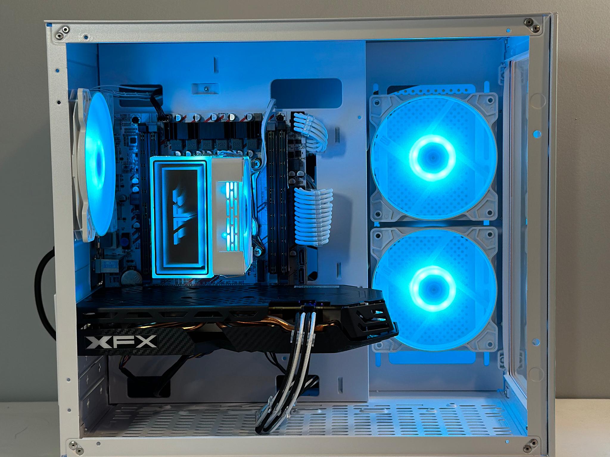 ⚪️🐼|RX 580, Intel Xeon powered, 16gb Ram, 512gb SSD WiFi Equipped Gaming PC