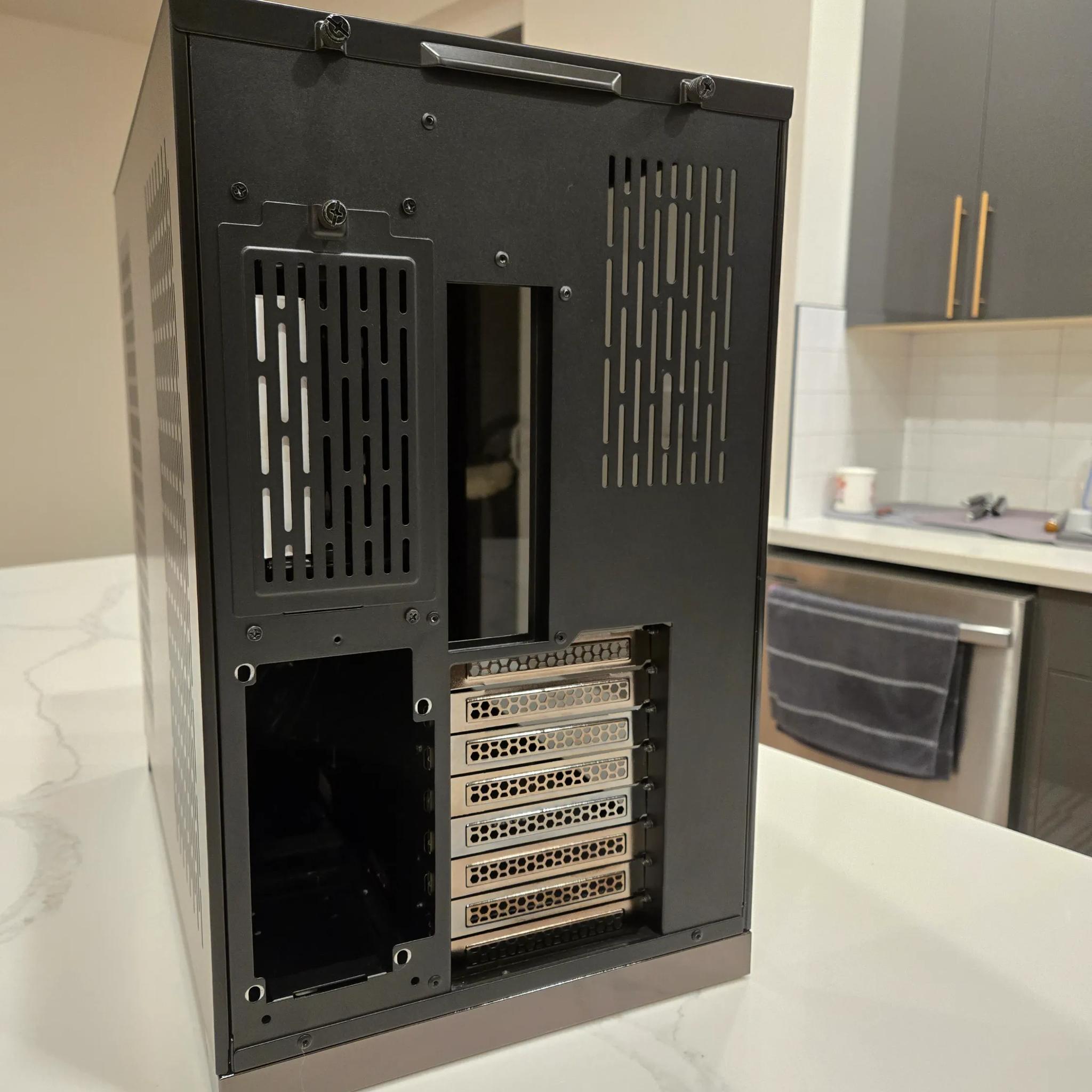 Lian Li PC-O11 Dynamic PCMR Edition ATX Mid Tower Gaming Case - Space Grey (Mirror Finish)