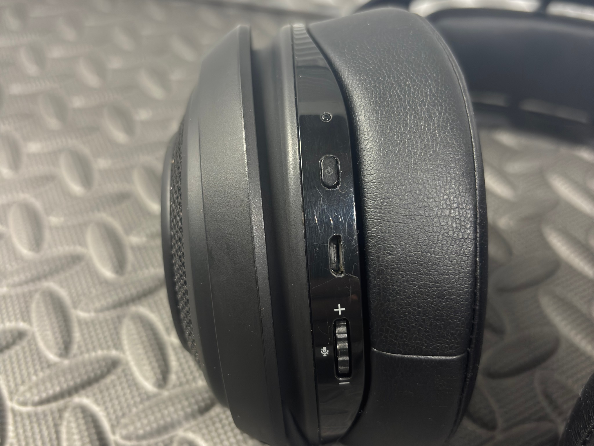 Title: Razer ManO'War 7.1 Wireless Gaming Headset – Tested Working