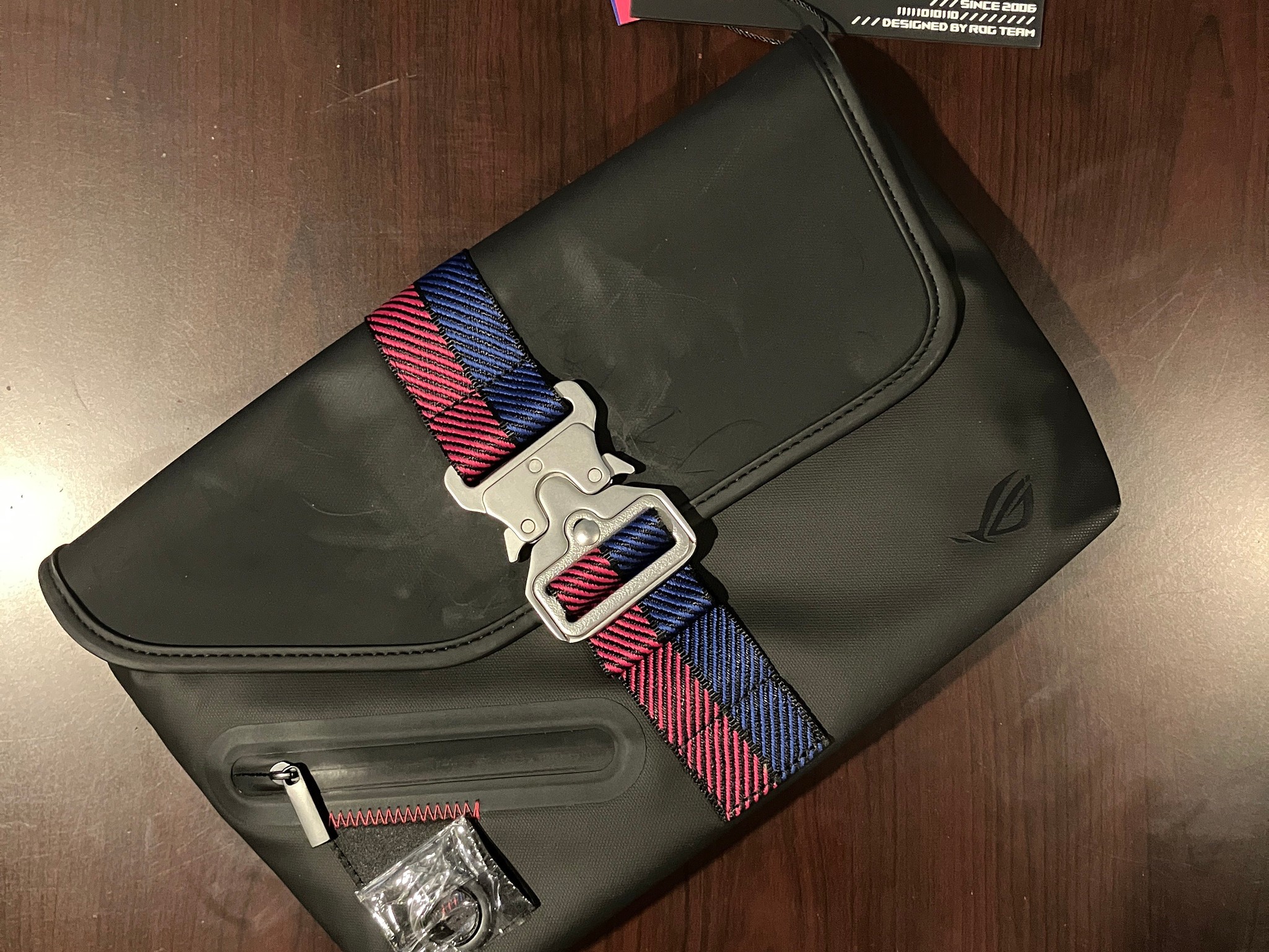 EXCLUSIVE Republic Of Gamers ROG x Kinfold Jacket (L) + ROG SLASH Sling Bag Combo