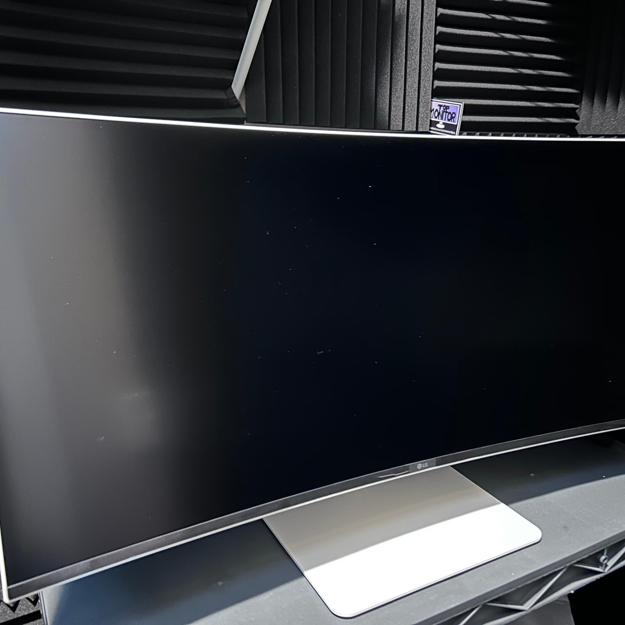 LG 38" UltraWide (3840x1600p) (144Hz) Nano-IPS (21:9) Curved Monitor (MSRP IS $1299.99 BUY THIS!!)
