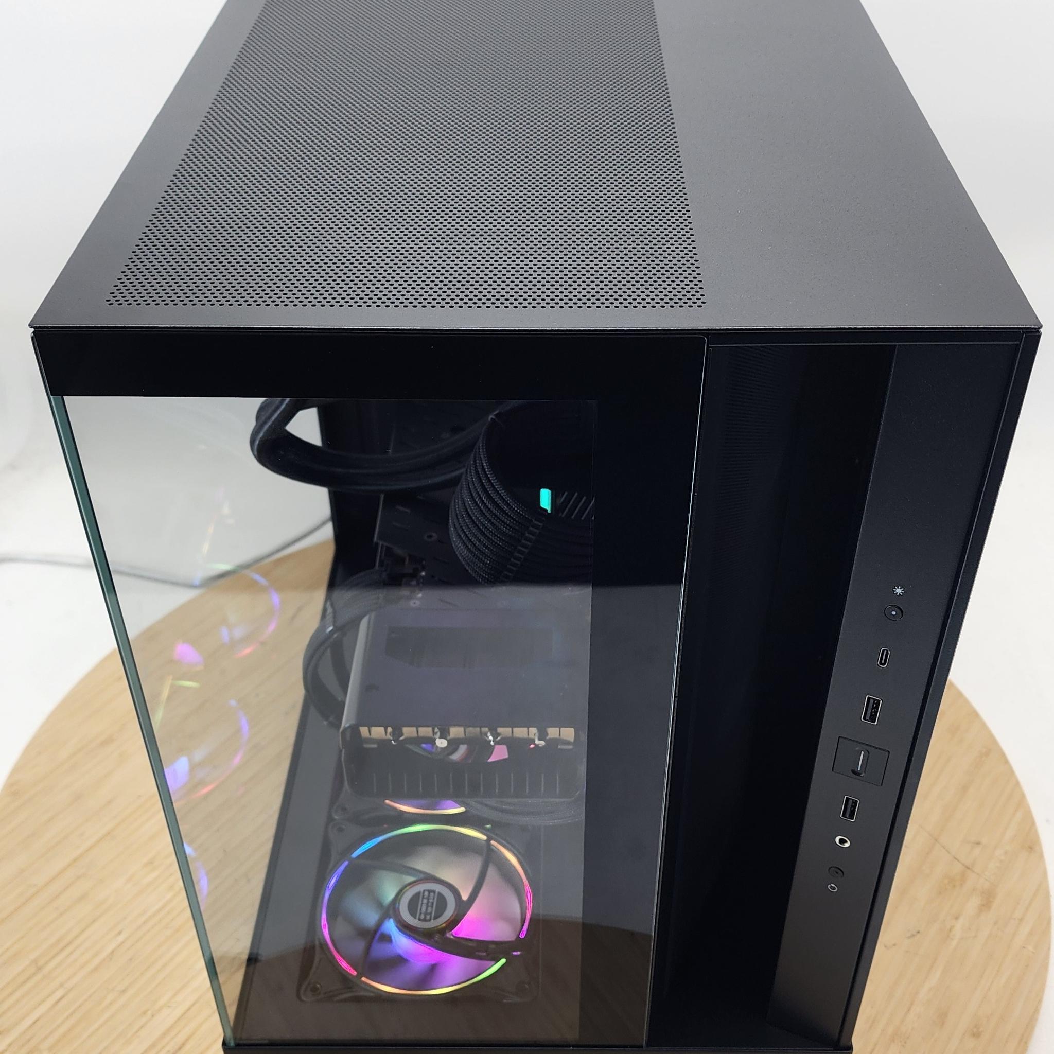 Gaming PC Ryzen 7 7700 32GB RAM 2TB SSD RX 7700 XT 12GB Windows 11 Computer