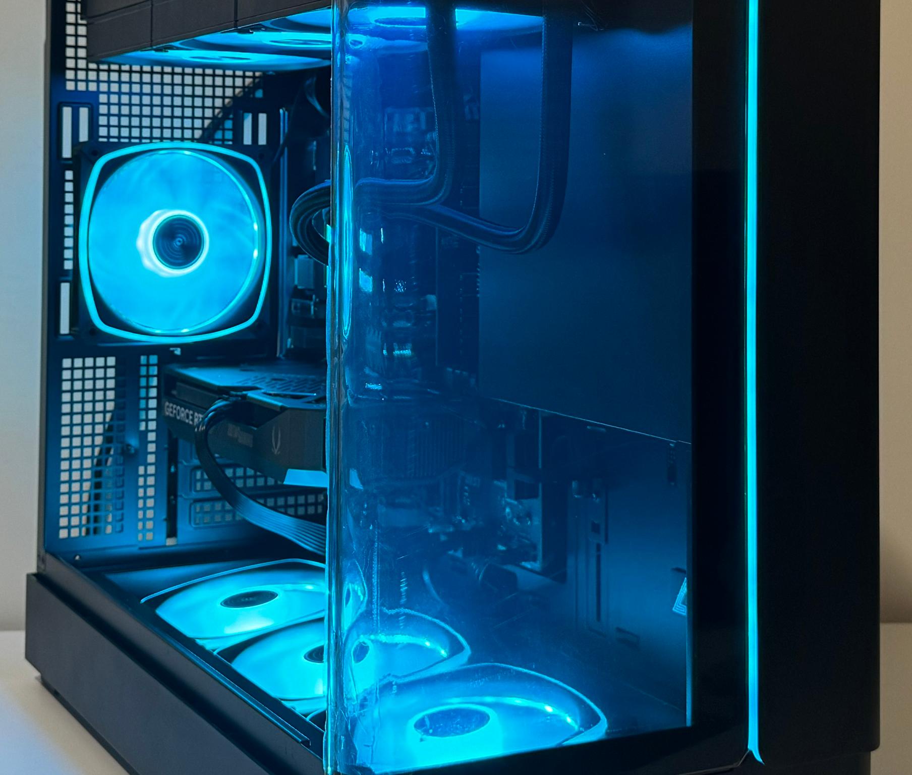 AMD X3D Ryzen 7 7700X3D 32GB DDR5 RAM GeForce RTX 5060 Ti 1TB Gen5 NVMe SSD 850W Gold Gaming PC