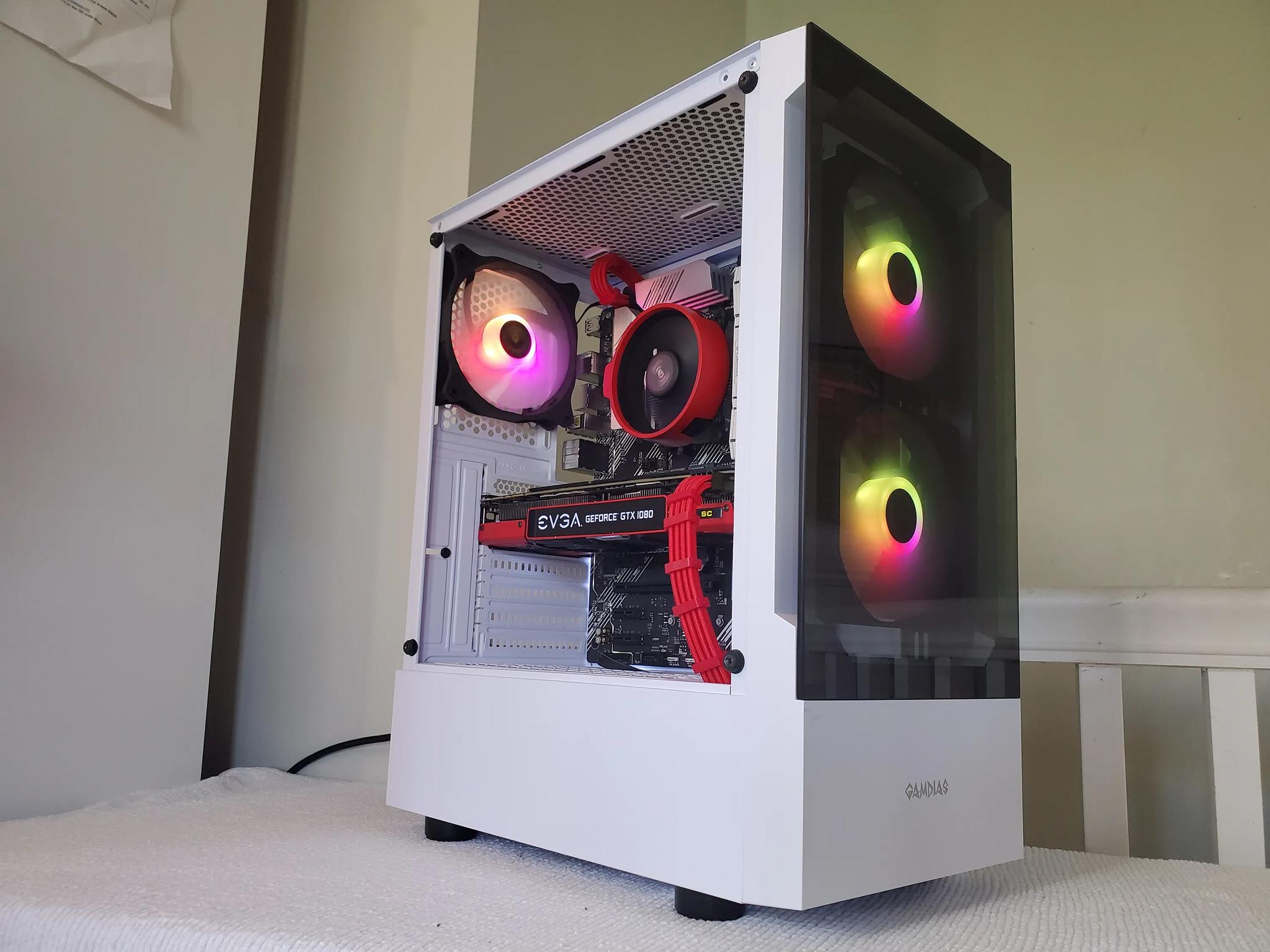 Red Ryzen 5 / GTX 1080 build