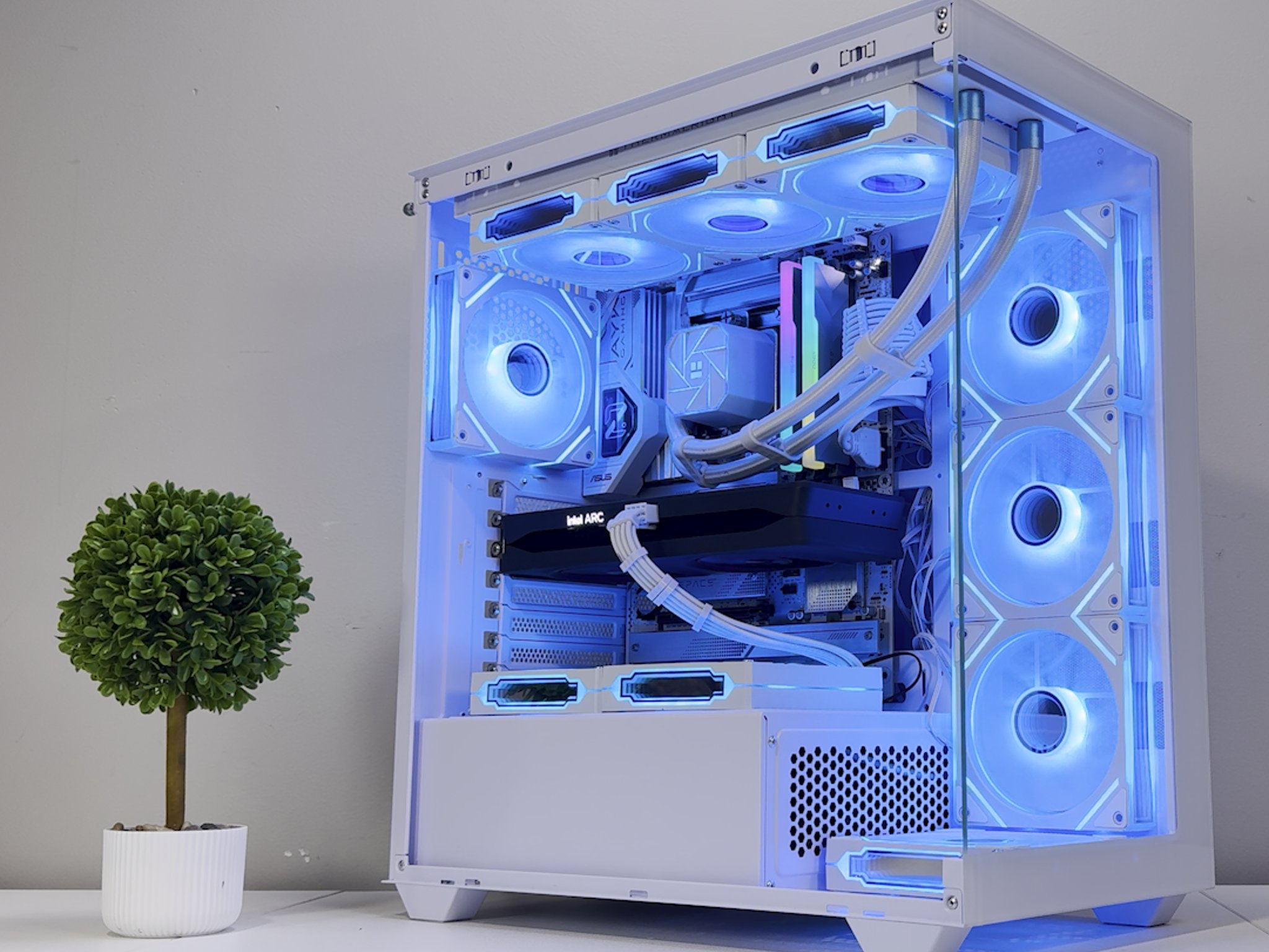 B580 | Intel Ultra 265K | 32GB DDR5 | 1TB SSD | 850W Gold PSU | ARGB Fans | Windows 11