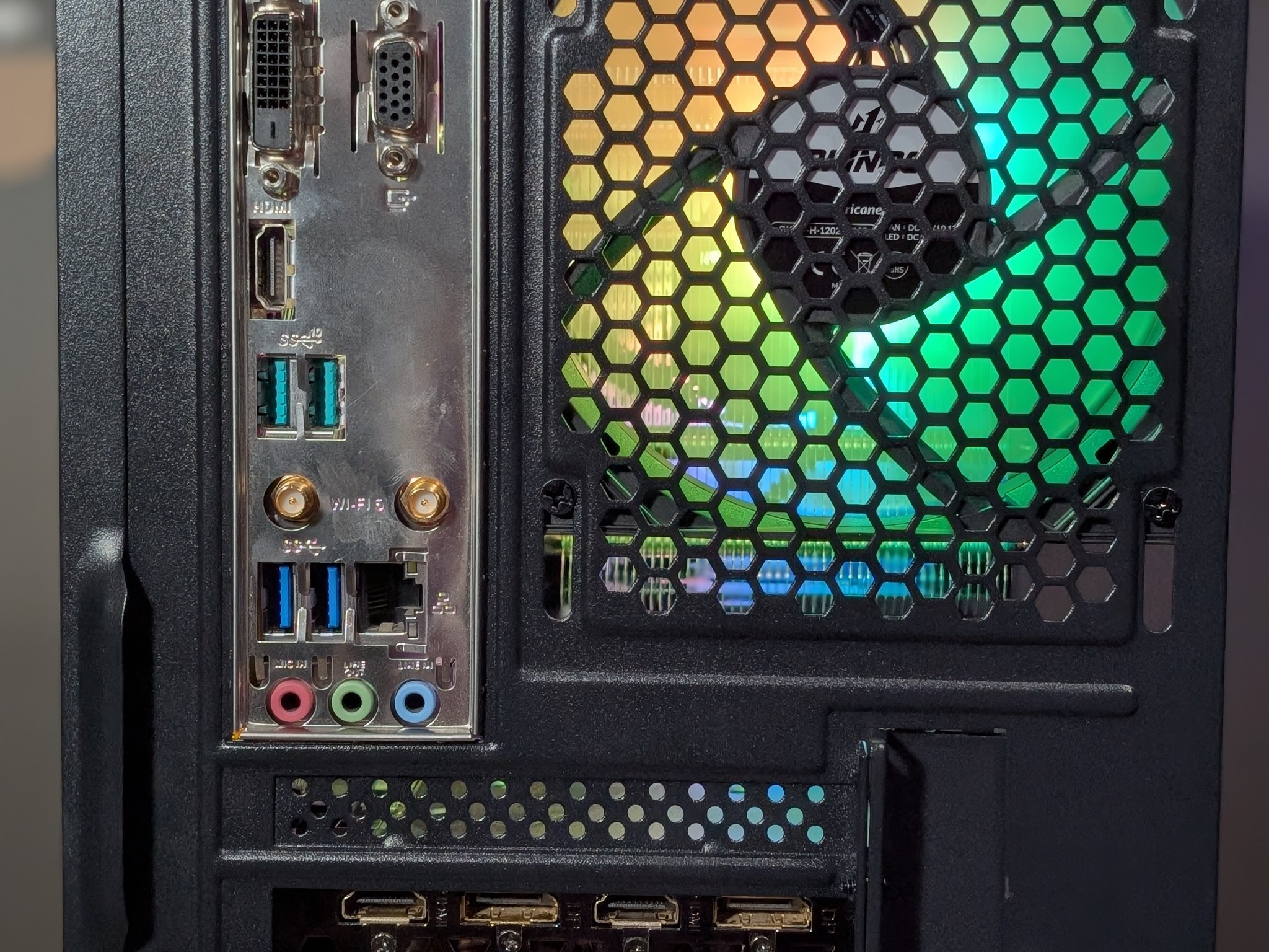 Ryzen 5 5600G | RTX 3070 Gaming PC | 1 TB NVME