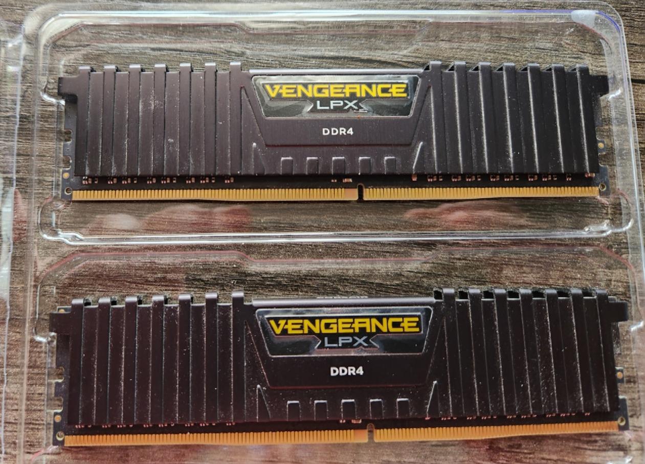 Corsair Vengeance LPX 16GB (2x8GB) DDR4 DRAM 3000MHz C15