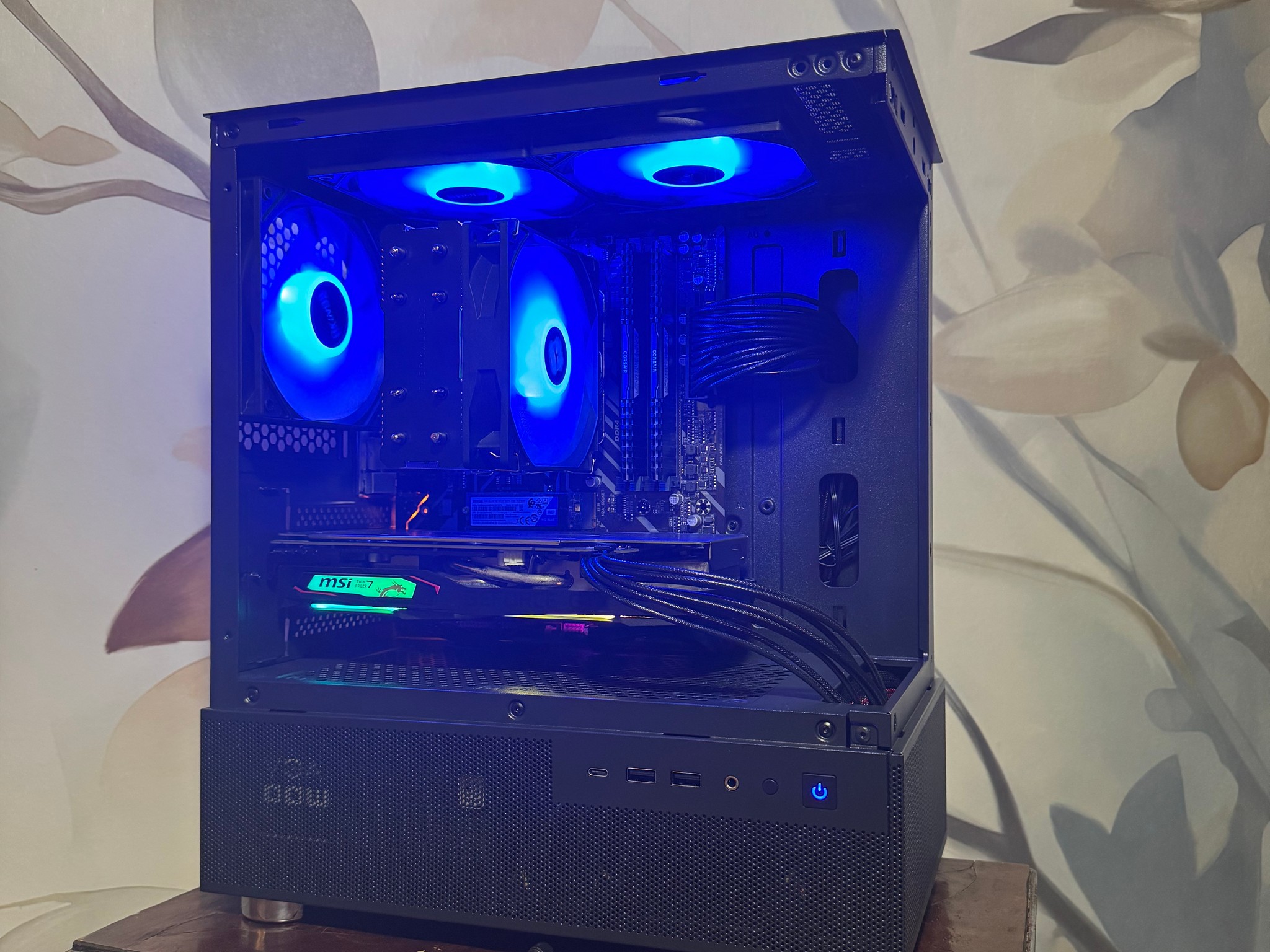 🌌 Aesthetic & Compact 1080p Gaming PC Ryzen 5 2600 | GTX 1660S