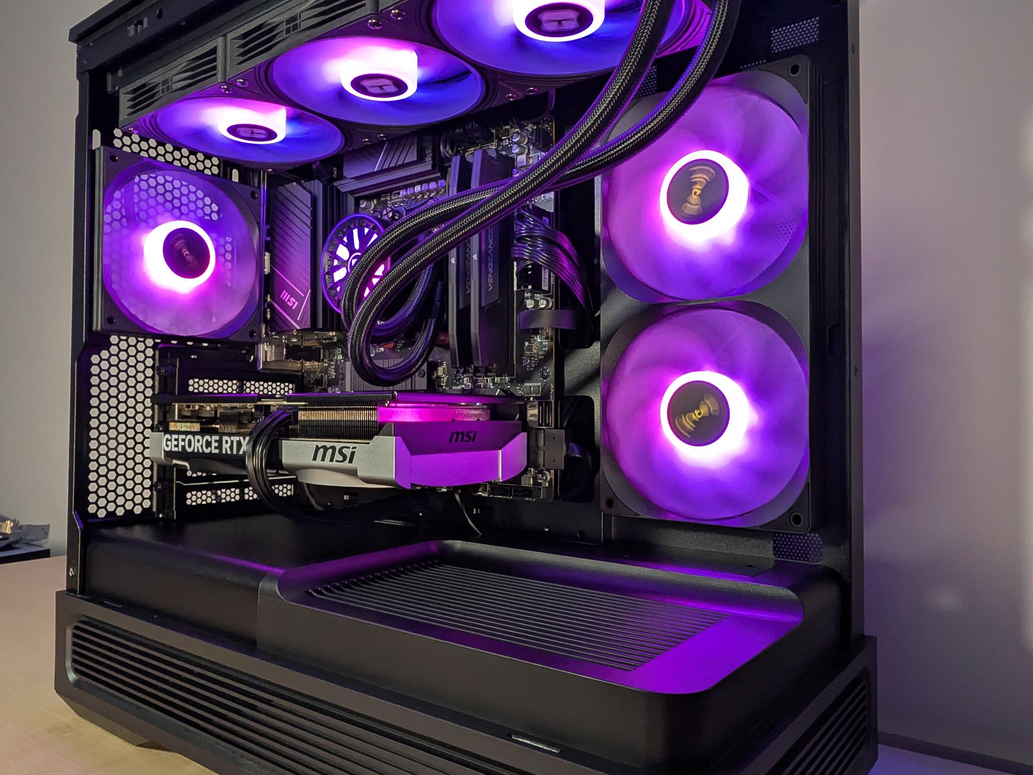RTX 5070 // Ryzen 7 9700x // 32GB DDR5 // 1TB Gen4 NVMe // WiFi