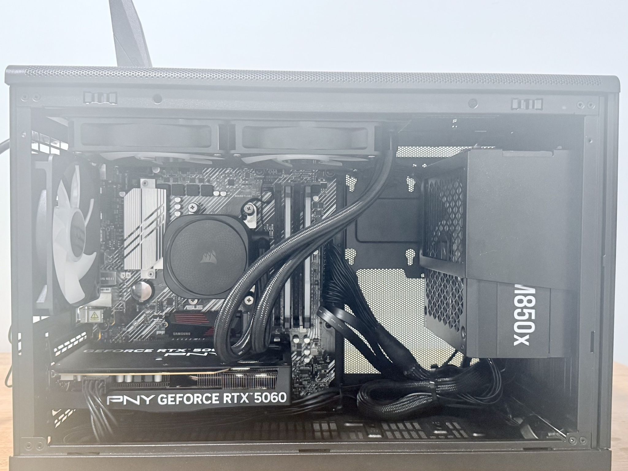 Lian-LI Entry Gaming Build 5060 OC 8GB