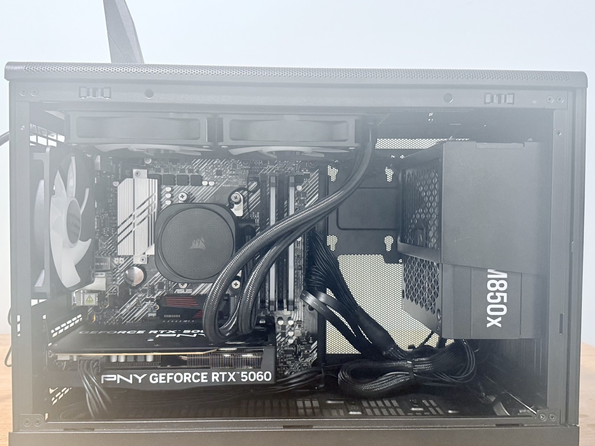 Lian-LI Entry Gaming Build 5060 OC 8GB