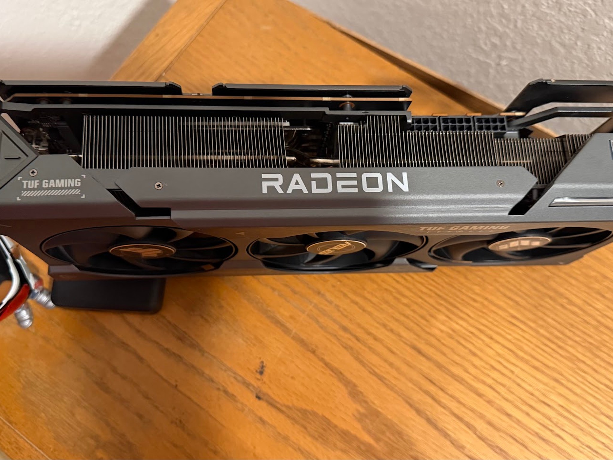 ASUS TUF Gaming Radeon RX 7900 XTX OC Edition