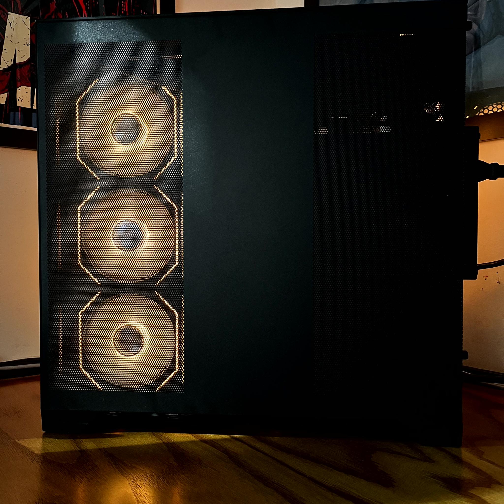 "Golden Tesseract"  - RTX 4080 SUPER OC | Ryzen 7 7800X3D | 32GB @6000 | 4 TB | 1000W Platinum