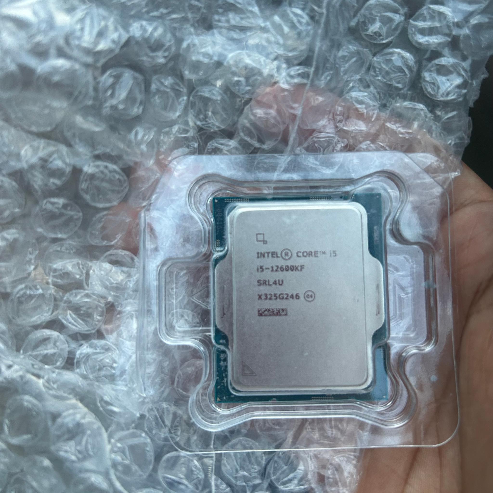 i5 12600kf | asus b760m ayw wifi d4 | kingbank ddr4 32gb 3600mhz | free cpu cooler