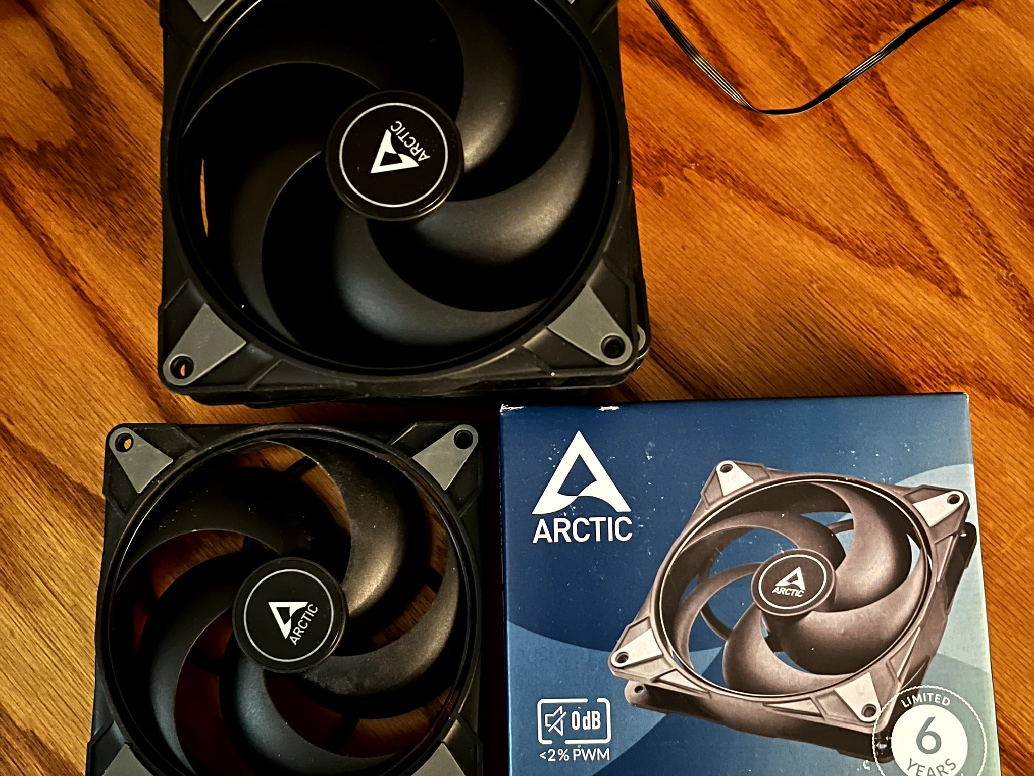 Arctic P14 Max 140mm (Six)