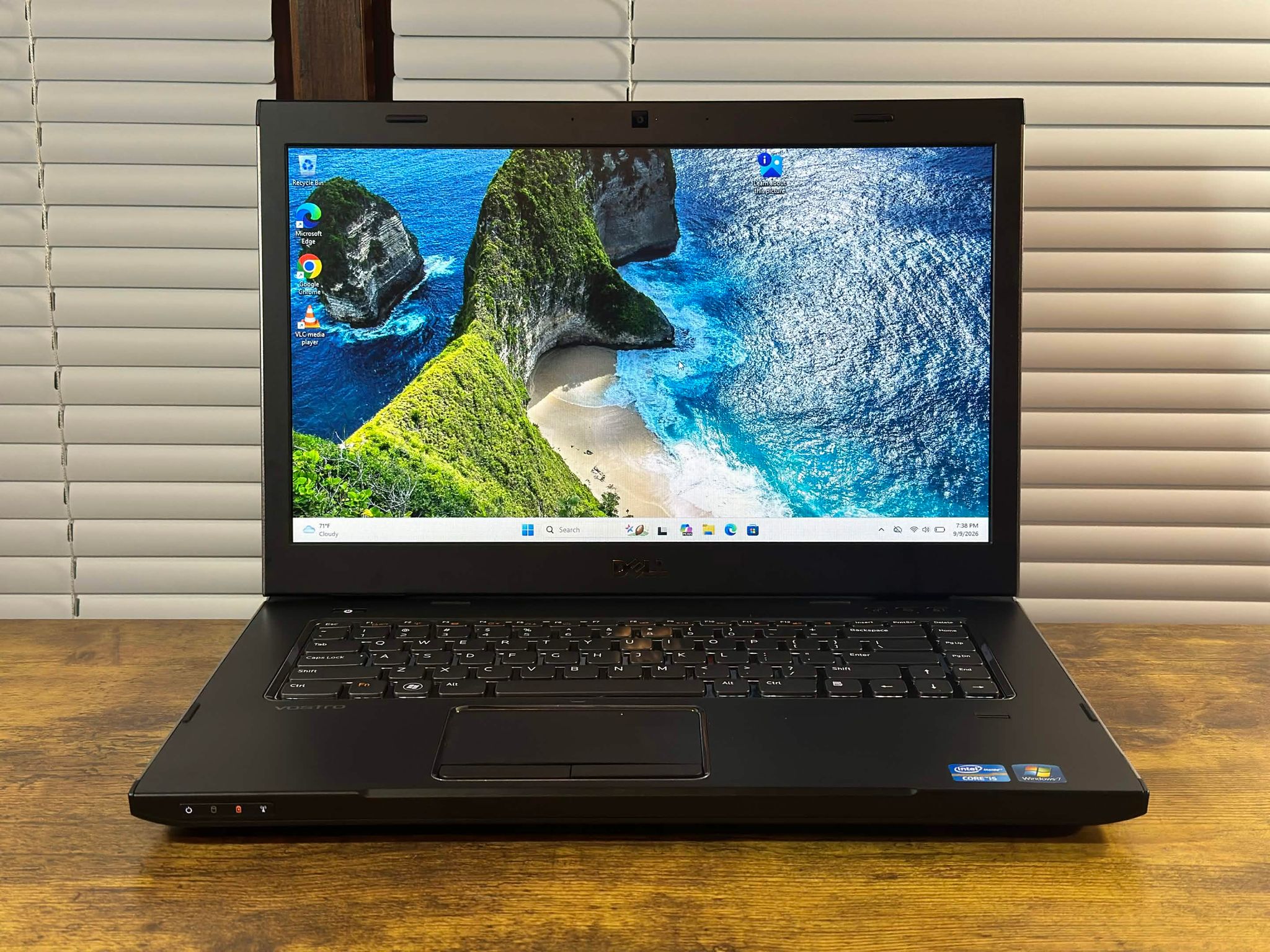 Dell Vostro 3550 | Intel i5 2520M | 8GB DDR3 | 256GB SSD | HD Graphics | Win11 | 15.6" Laptop
