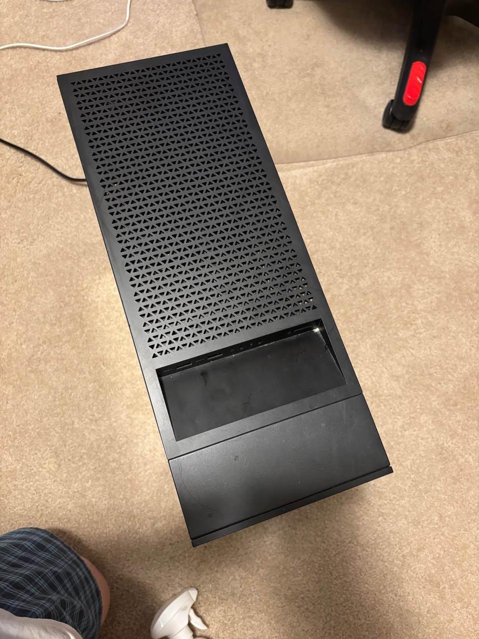 HP OMEN 30L (used) great shape