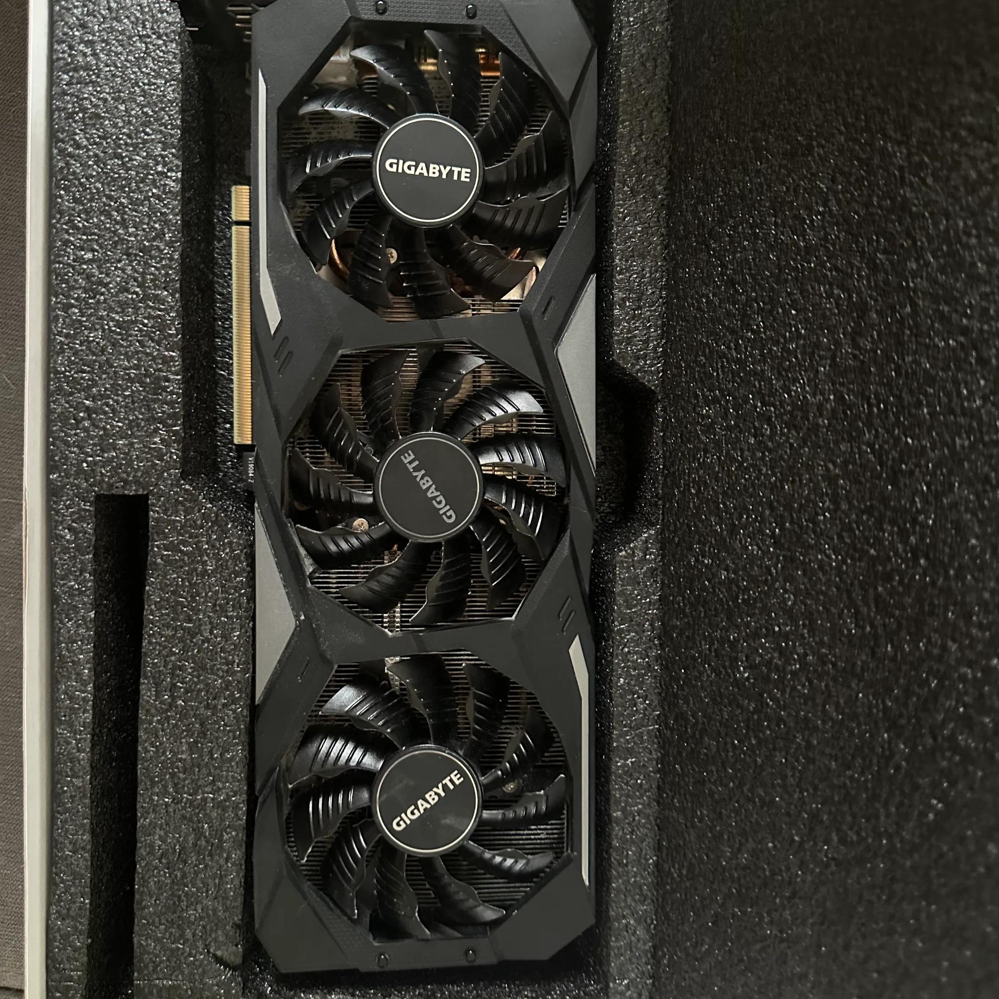 RTX 2080 Super Gigabyte OC