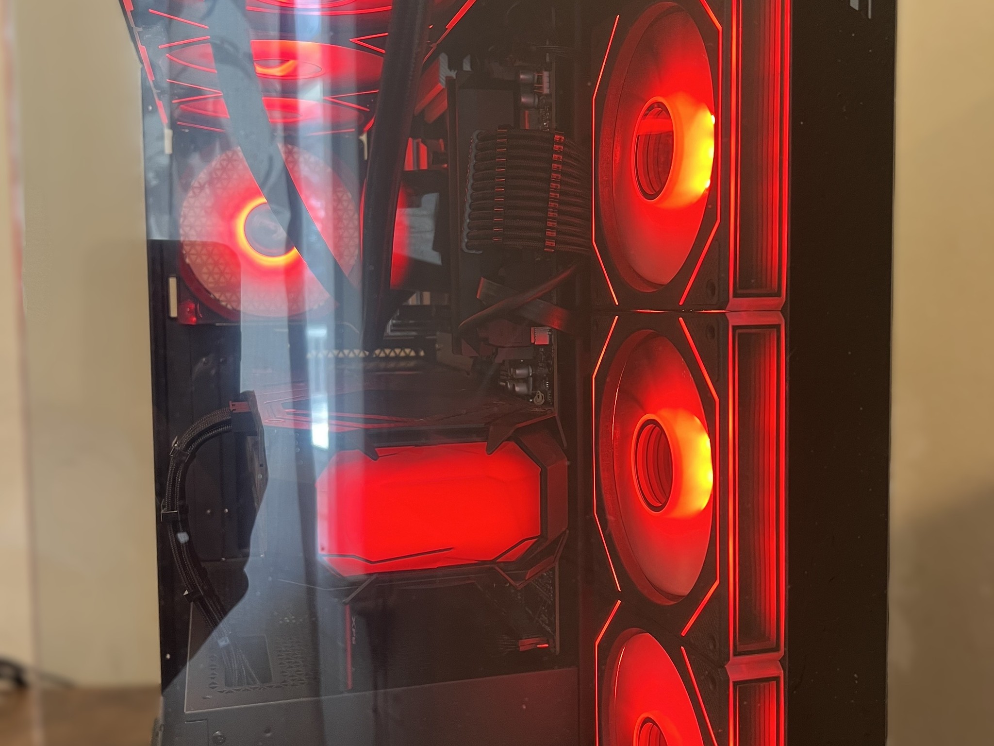 🔴RX 9070⚫ | Ryzen 5 7600X3D | 32gb DDR5-6000 RAM | 1tb NVME | Custom 1440p and 4k Gaming PC.