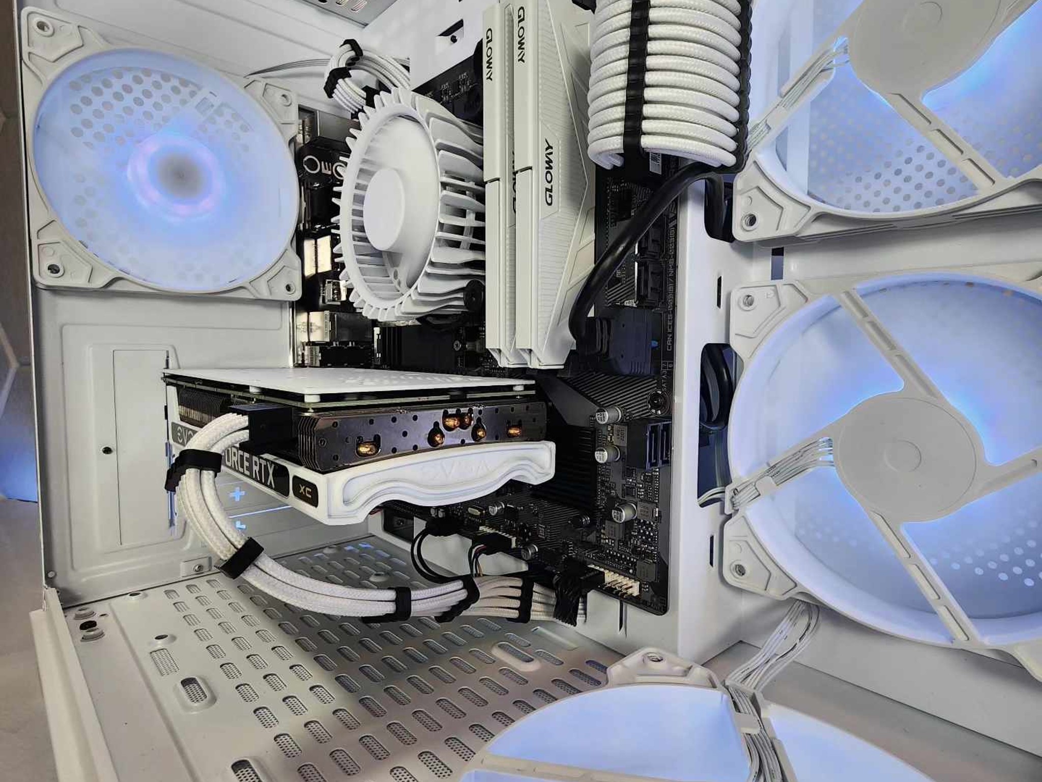 🤍🤍 RTX 3060 Ti // Core i3 13100F // 16GB 3200MHz // 1TB NVMe Gen 3