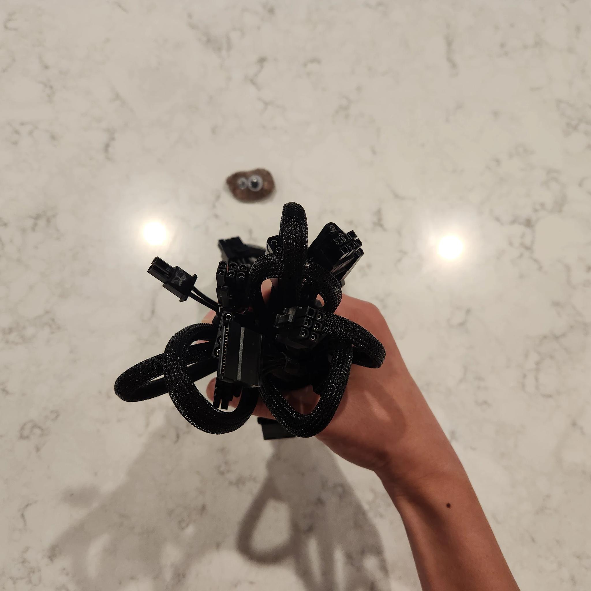 EVGA G2/G3/G5/G6/G7/GA/G+/GM/P2/P3/P5/P6/P+/T2 Modular PSU Cables - 2x GPU, 2x SATA, 2x Molex