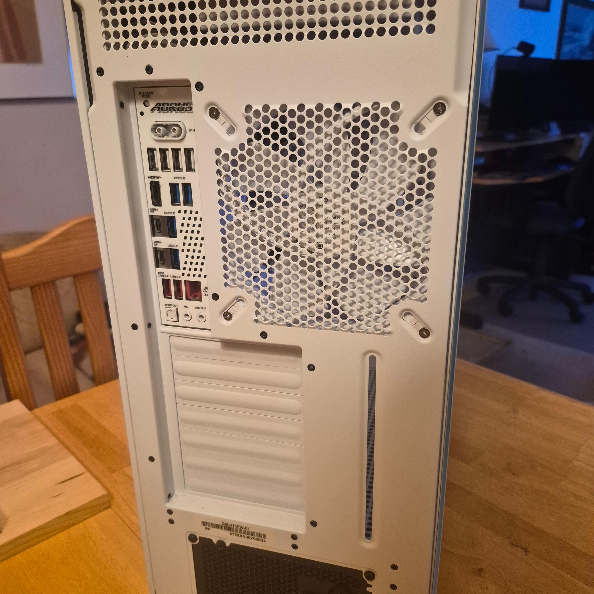 UNBEATABLE DEAL! WORTH MUCH MORE! NO GPU. UPGRADE DREAM! X870 9700X 32GB AM5 2TB SSD 360AIO 1200W H7