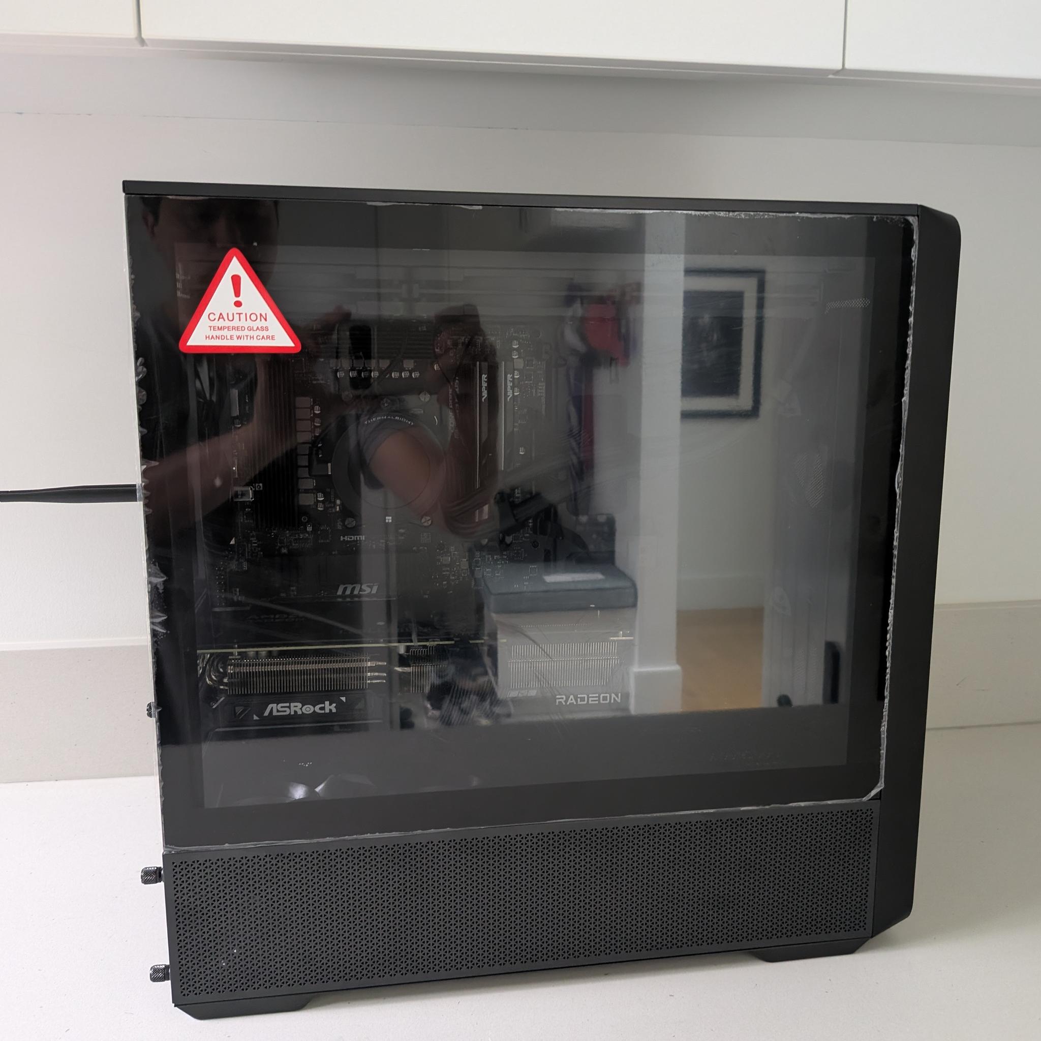 4K Shadowlord - RX 9070 XT, Ryzen 7 7800X3D, 32 GB DDR5, 2 TB Gen 5 NVME, Liquid Cooled