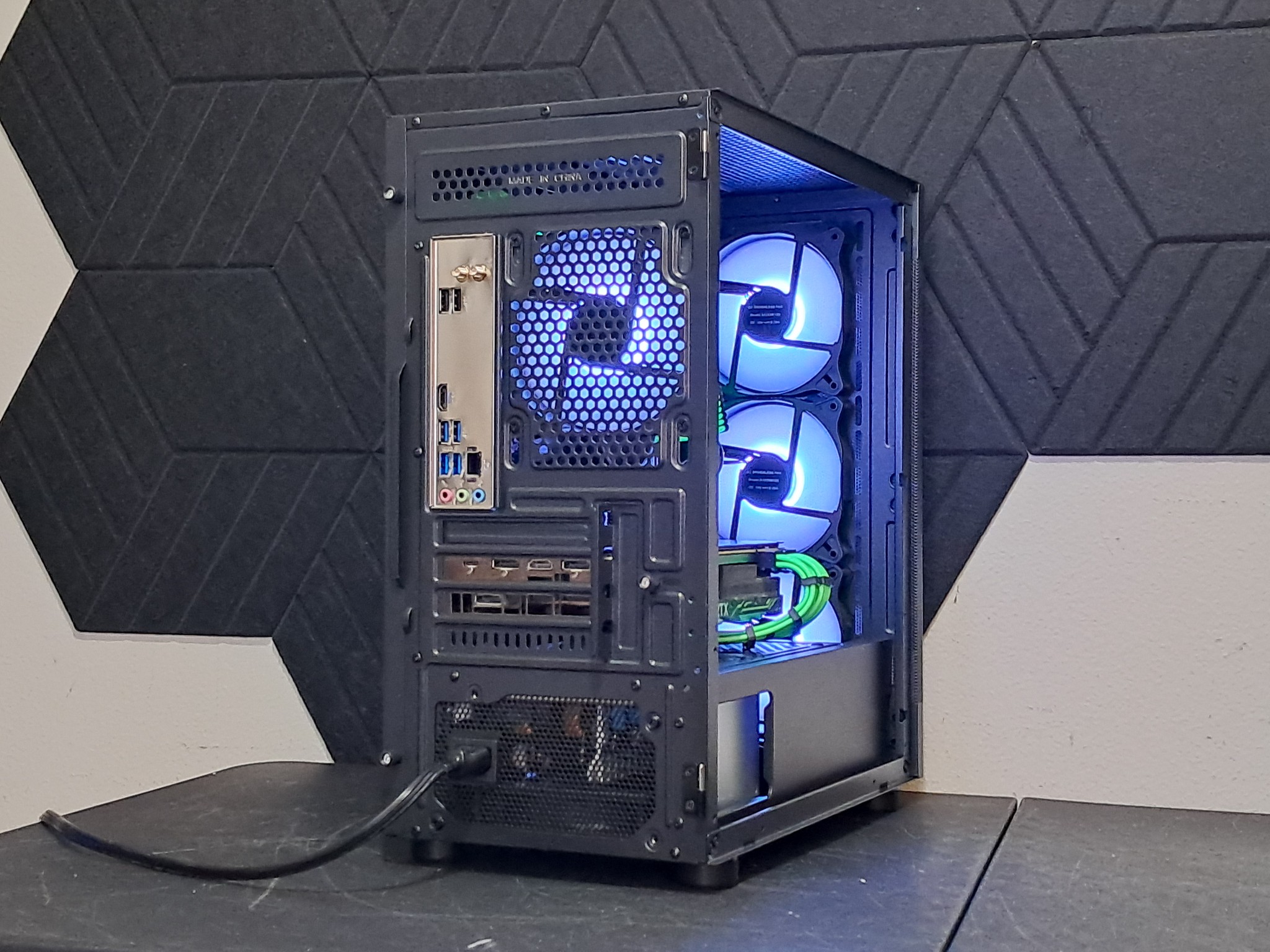 🟢Green with Envy🟢RTX 2080 | Ryzen 5 5500 | 16GB DDR4 | 1TB SSD | WiFi!