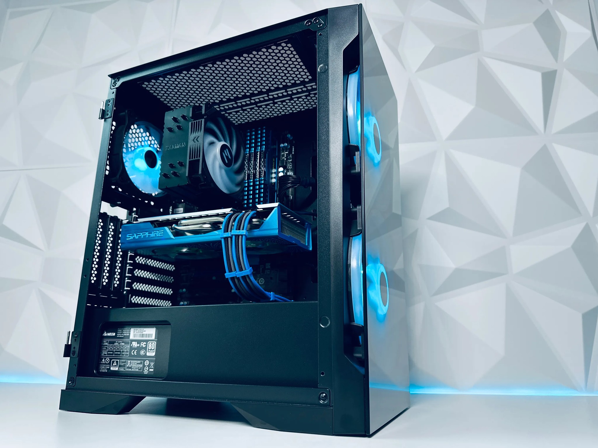 💙💎 SAPPHIRE Gaming PC🔷AMD RX 580 8GB 🔷Intel Core i7 4770🔷16GB  RAM🔷500GB SSD