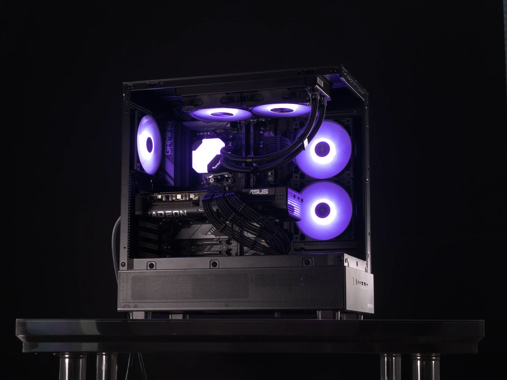 💥 Blitz 💥  RX 9070 XT / AMD R7 9700X / 1TB NVME / 32GB DDR5 RAM / 240 AIO / Windows 11 Pro