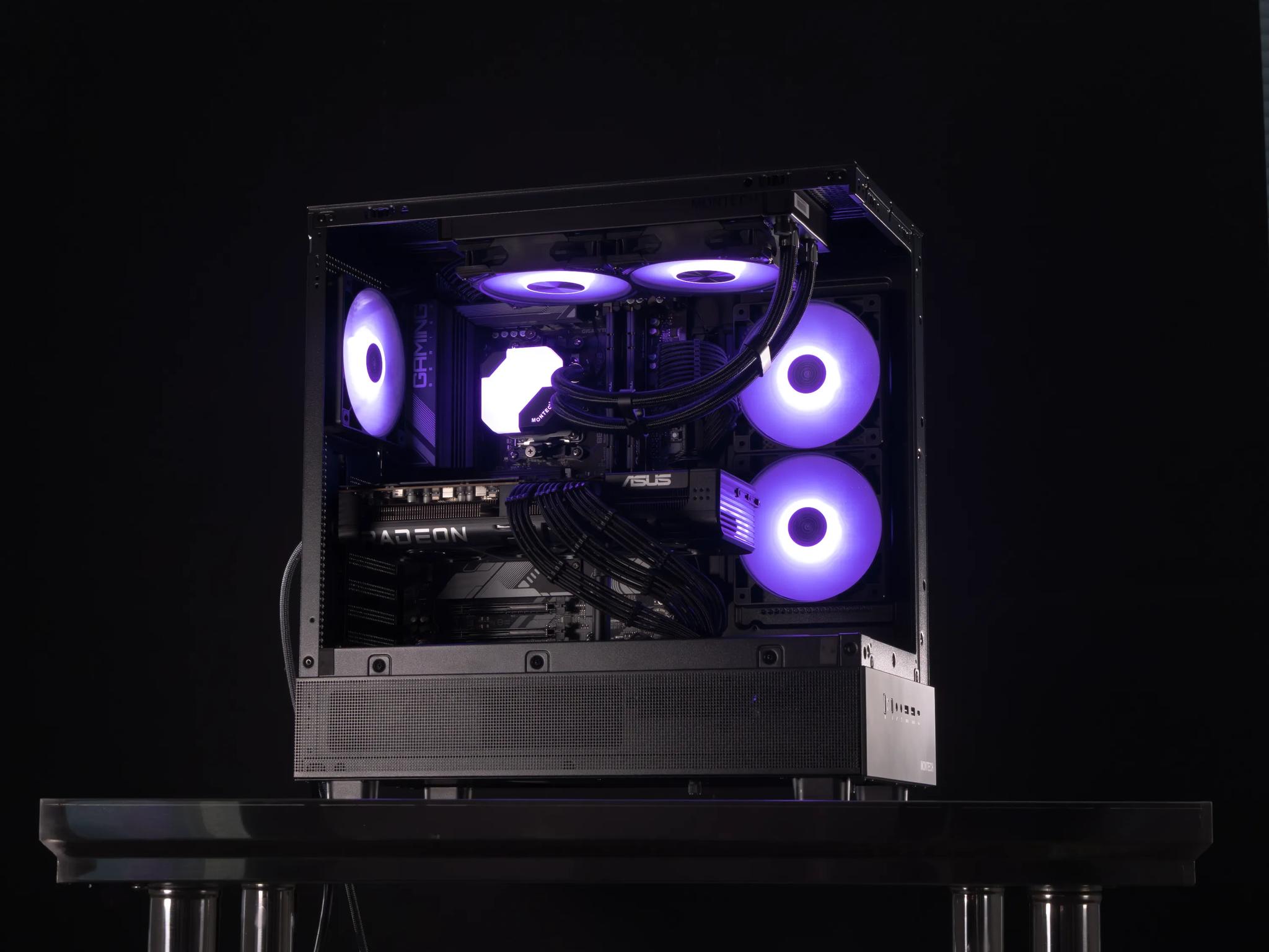 💥 Blitz - RX 9070 XT / AMD R7 9700X | Elite 1440p & High-Performance 4K gaming PC