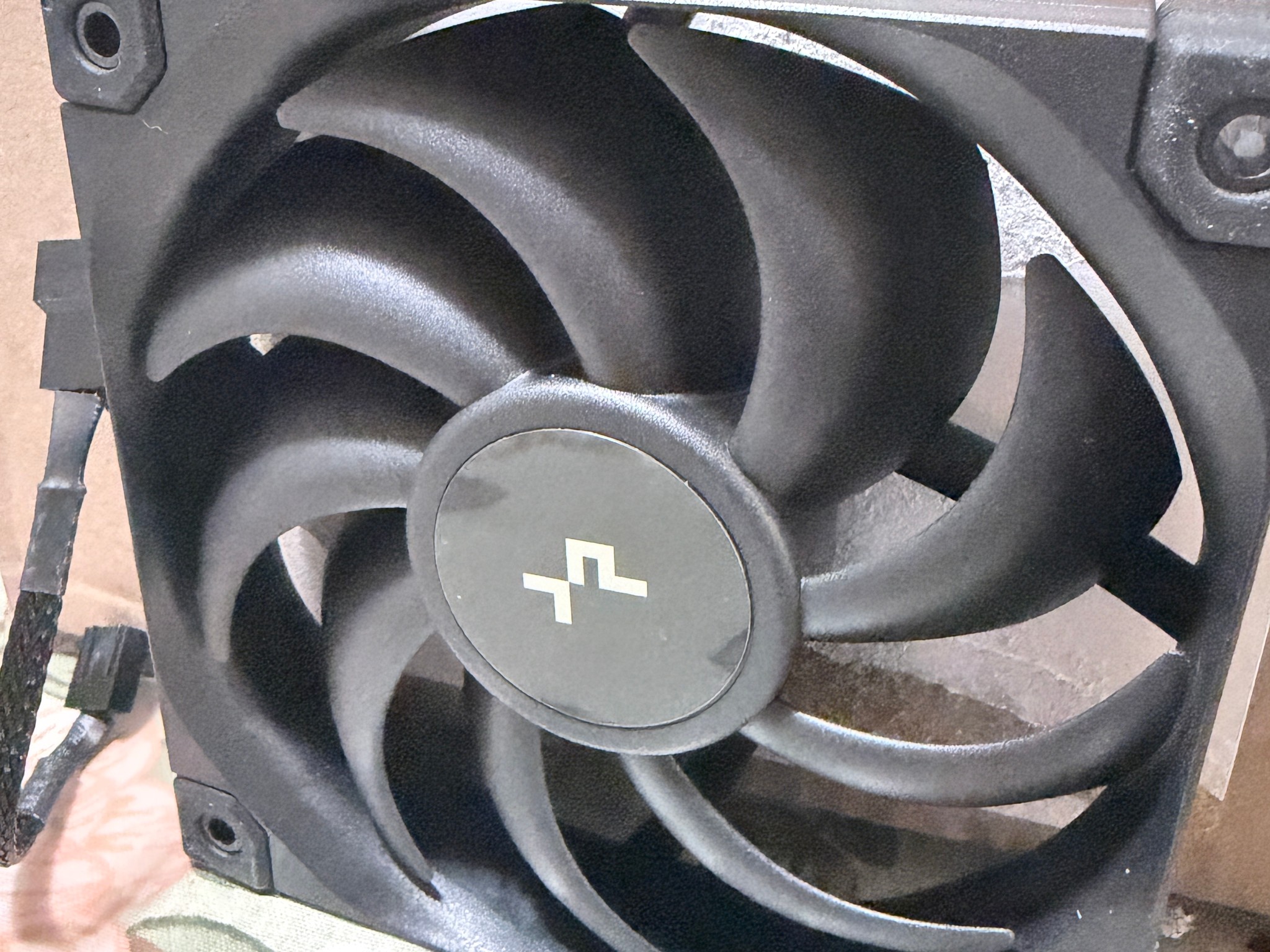 Lot of 5 Fans | 3 Black DeepCool Daisy chain 120mm Black non-rgb | 2 NZXT 140mm fans black non-rgb