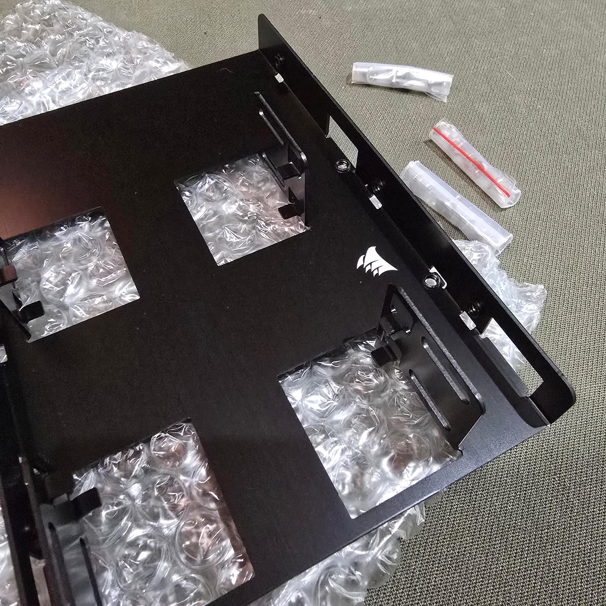 Corsair Dual SSD Mounting Bracket (3.5” Internal Drive Bay to 2.5", Easy Installation) Black
