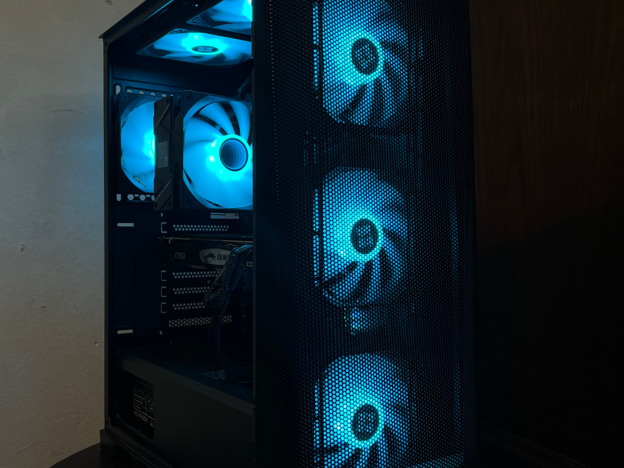 ⚡️ POKEMON THEMED GAMING PC | RTX 2070 | LCD SCREEN | WiFi + BT