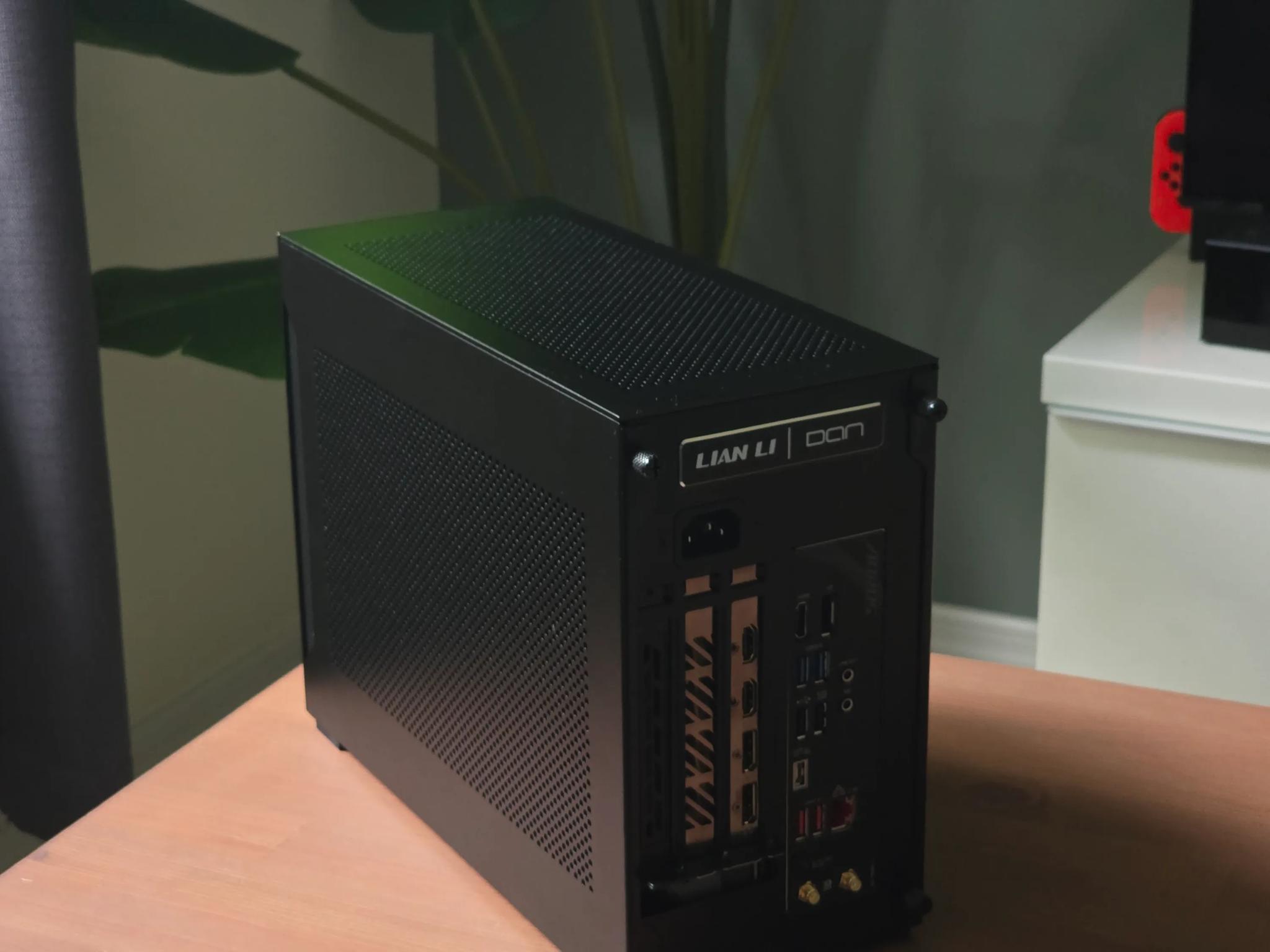 AMD Ryzen 7800X3D | RX 9070 XT 16GB | 32GB RAM | 2TB NVMe SSD | 11 Ltr Custom SFF Gaming PC