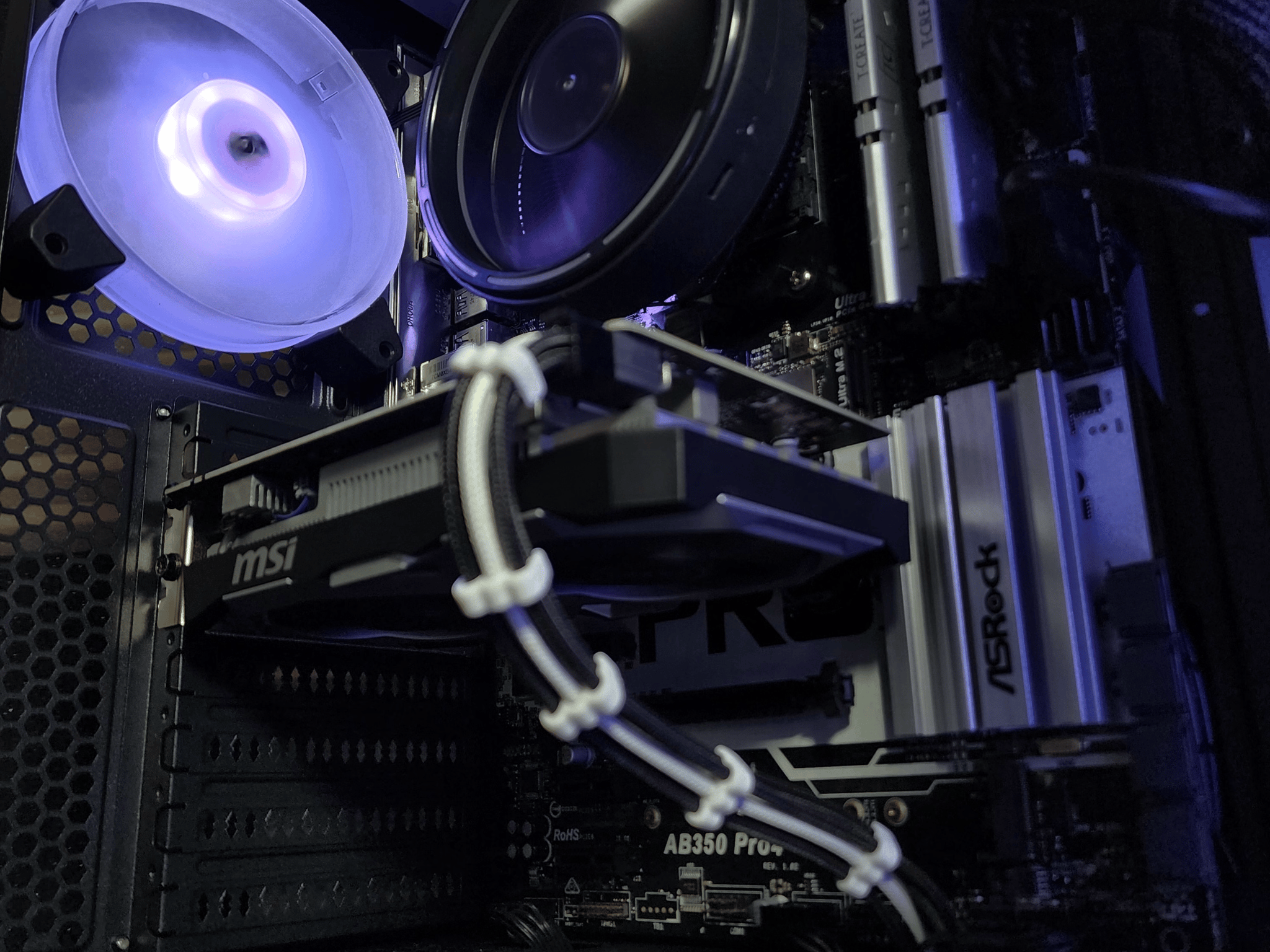⚫️💀⚫️ AMD Ryzen 3 1200AF 4-Core //  MSI GeForce GTX 1650 4GB // TCreate 16GB 2666MHz*