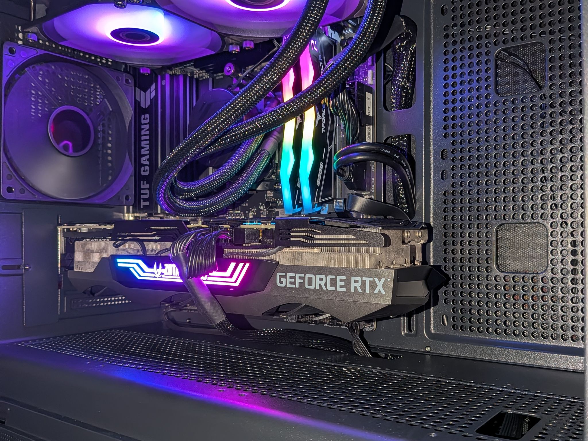 9600X | RTX 3080 12GB | 16GB | 1TB | 1000W GOLD