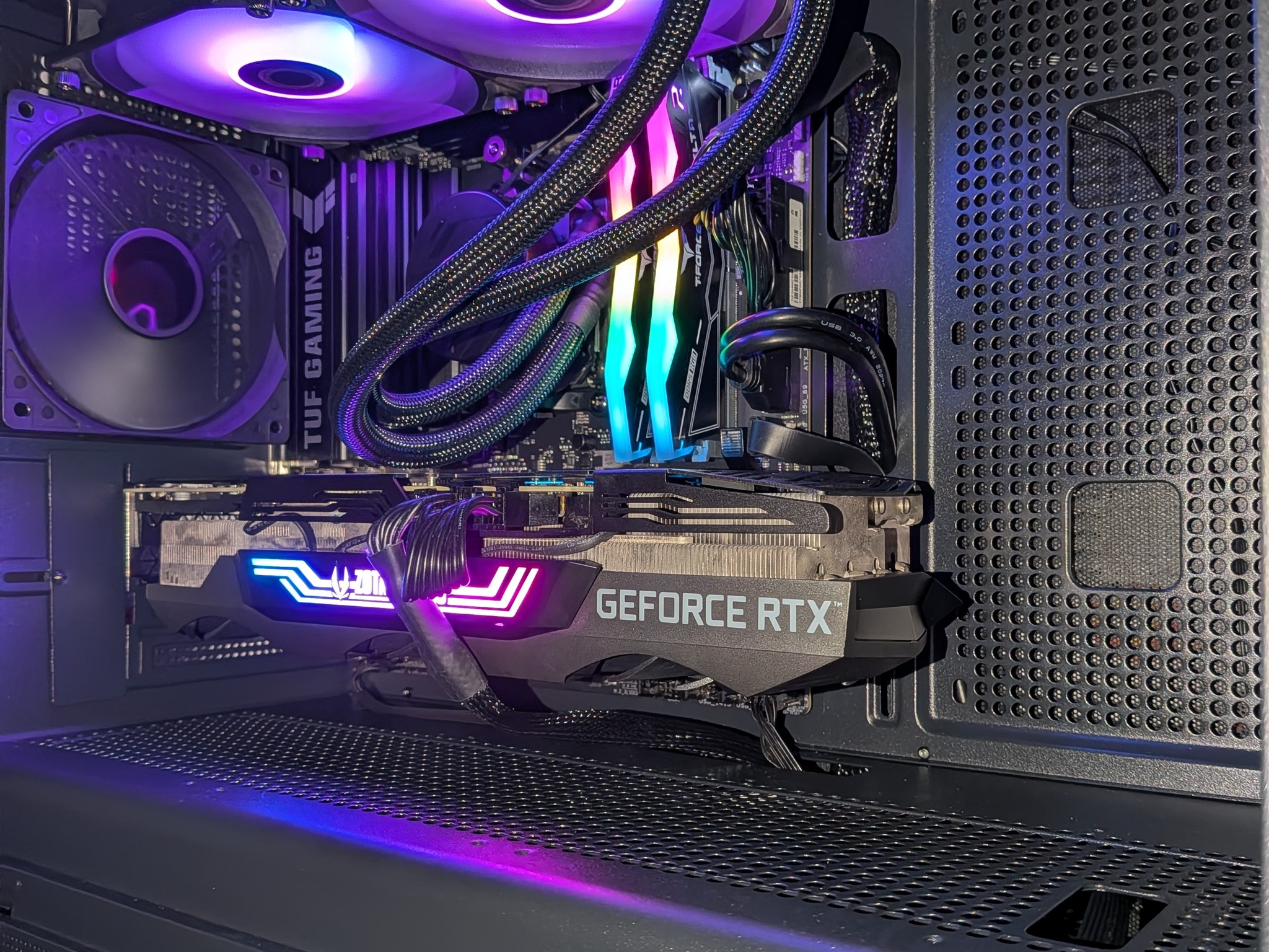 9600X | RTX 3080 12GB | 16GB | 1TB | 1000W GOLD