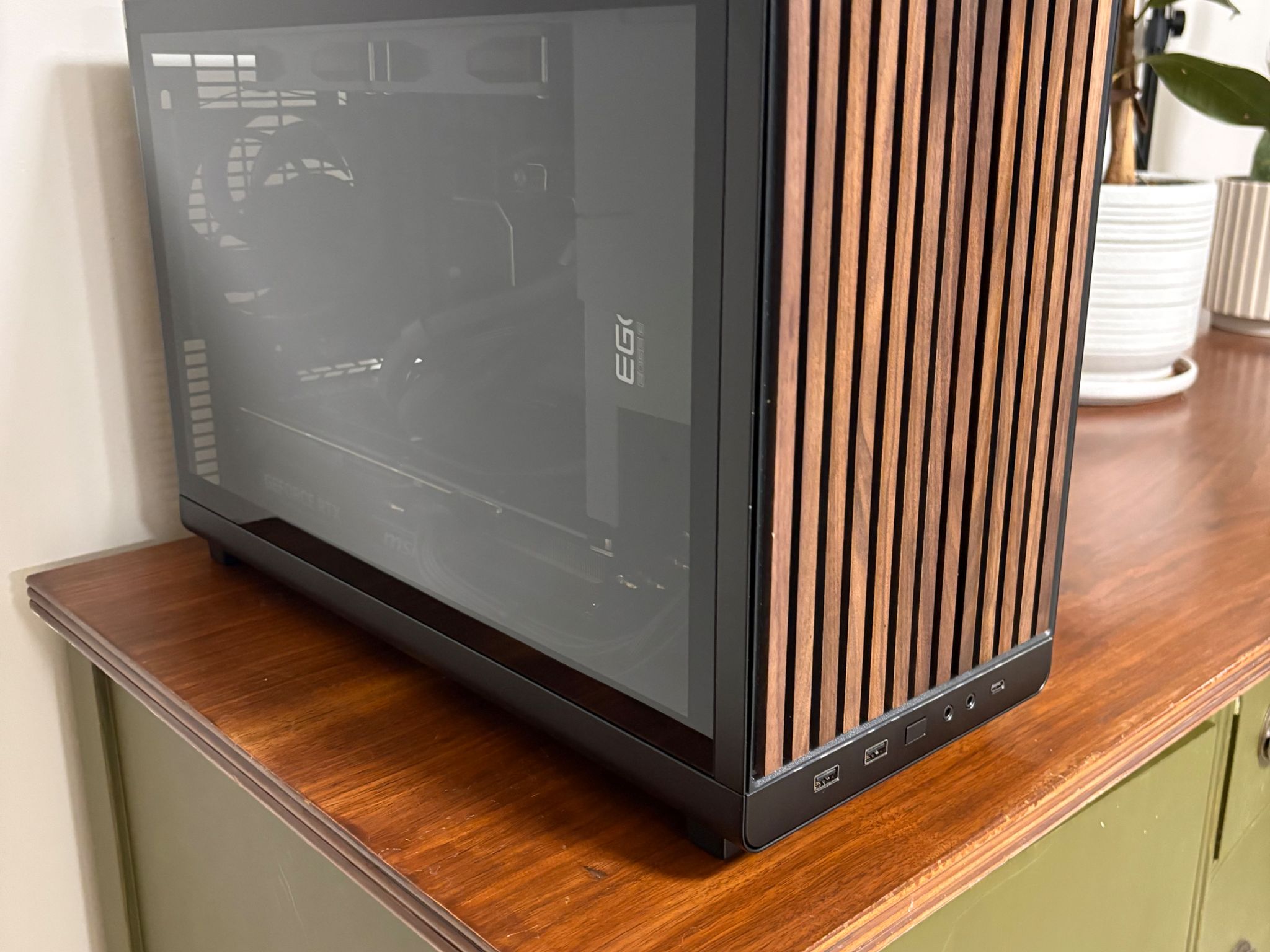 9800X3D / 4080 Super Build