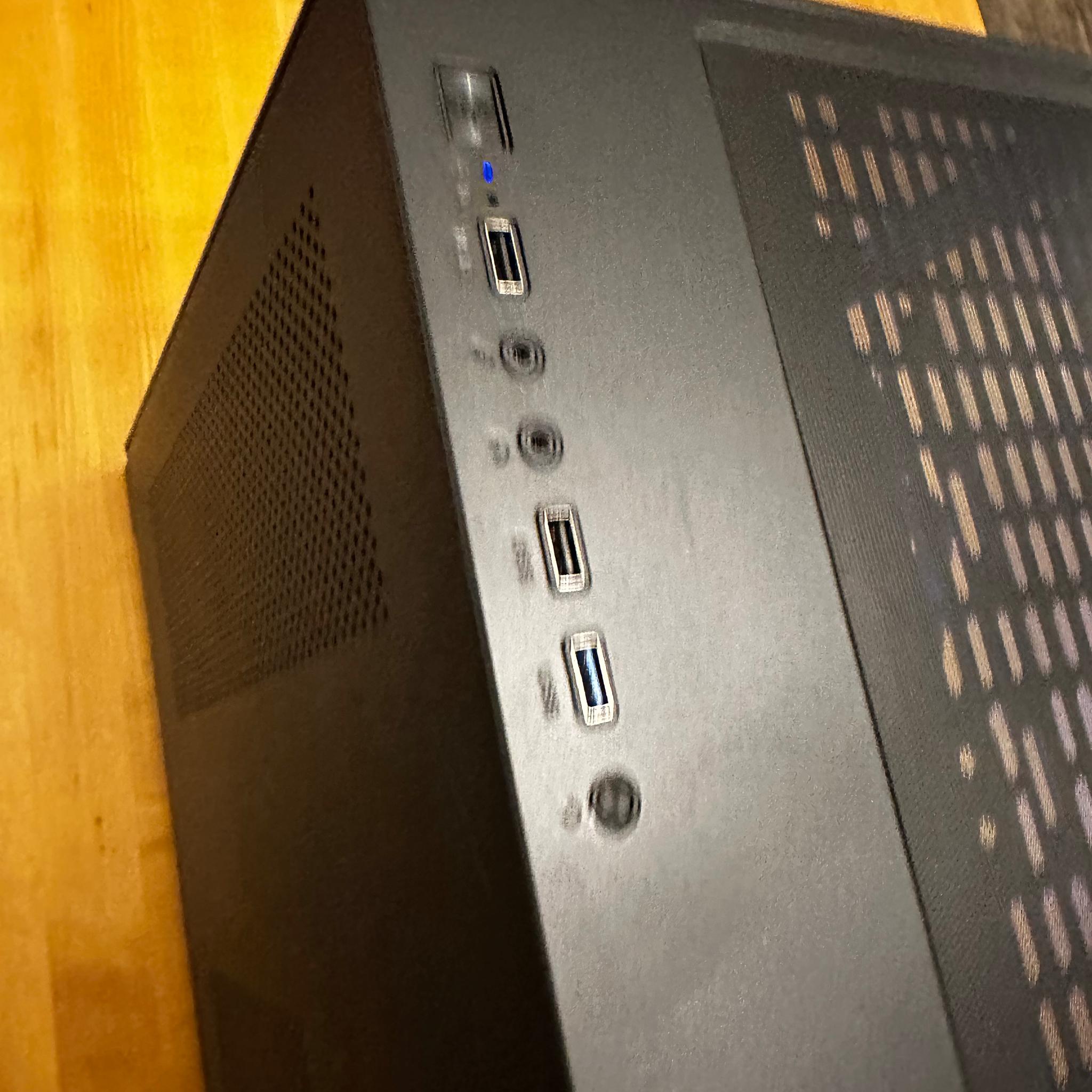 🔋🏠|RTX 3060ti, Core i7, 32gb Ram, 1tb SSD Liquid Cooled Powerhouse! Content/Streamer/Gaming PC