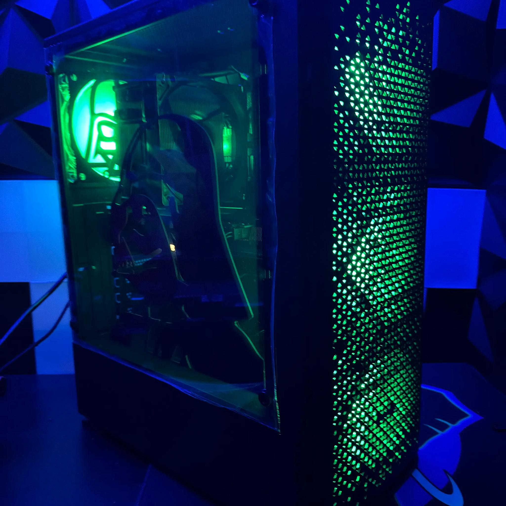 Ralph Vader 🎮🕹️👾🎧📺i7 9700🎮🕹️👾🎧📺5700XT🎮🕹️👾🎧📺32 GB DDR4