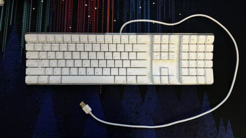 Apple OEM Wired Dual USB Keyboard Model A1048 White 2003 Tested and Working