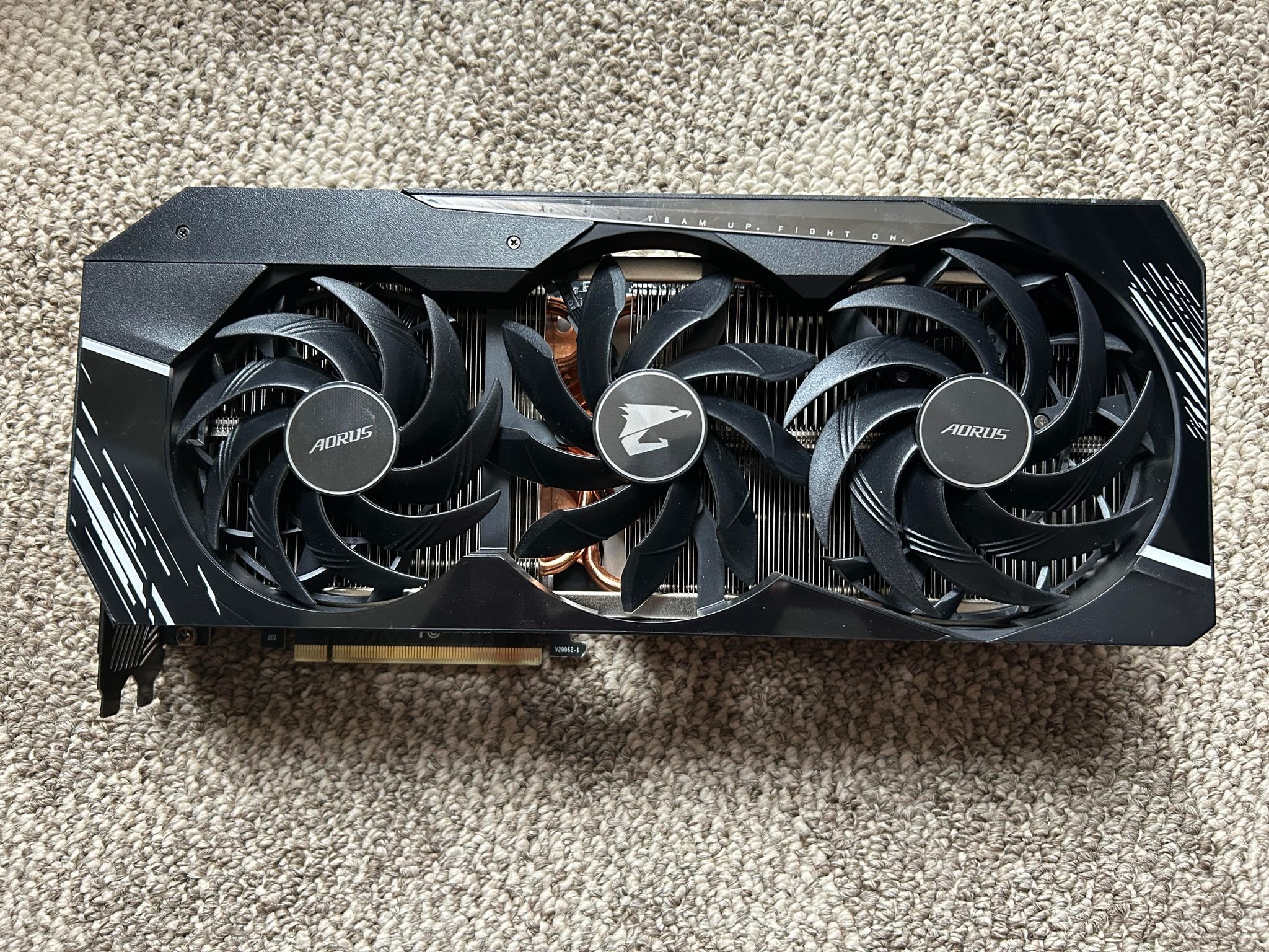 NOT WORKING Gigabyte Aorus RTX 3090